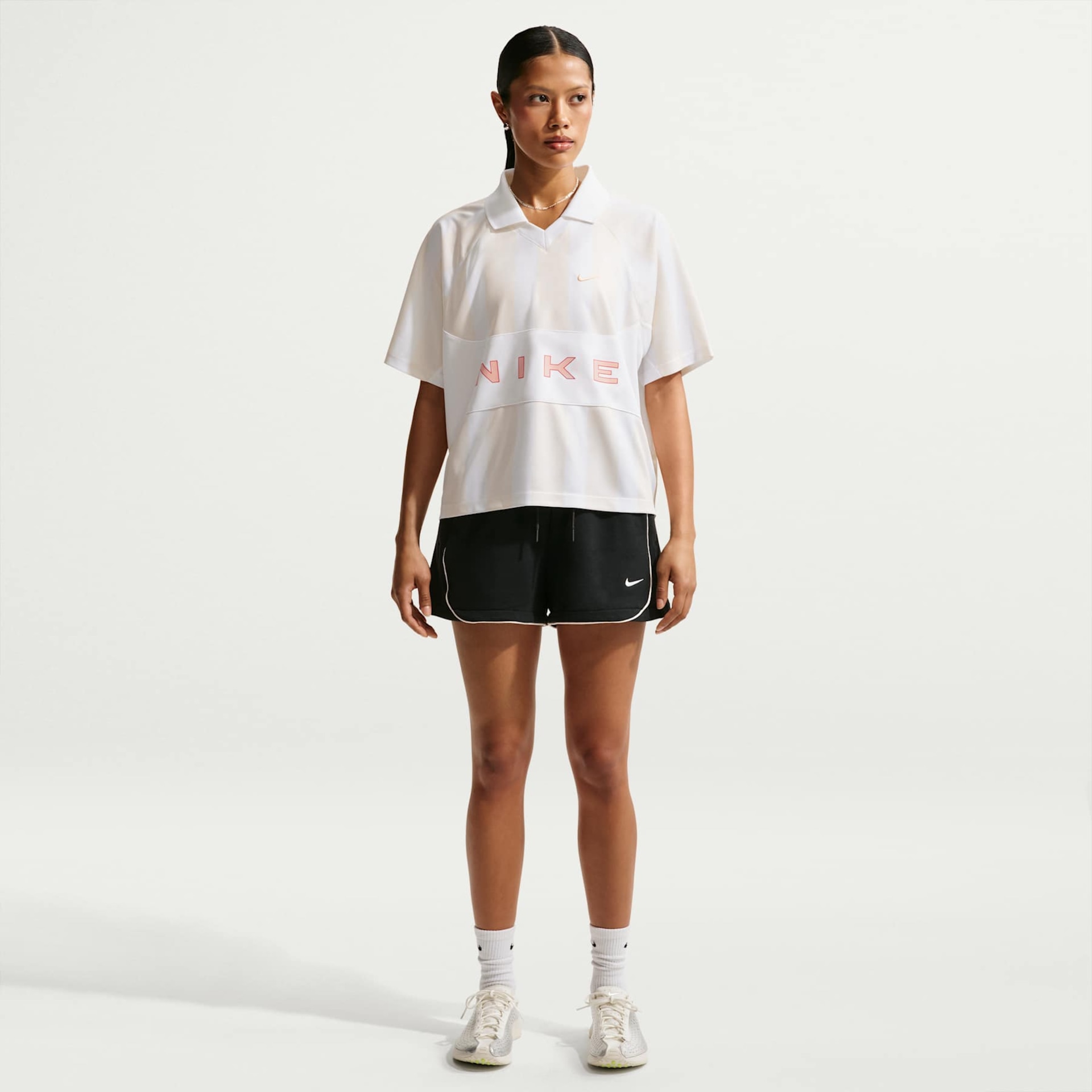 Camisa Nike Sportswear Street Oversized Feminina - Foto 4
