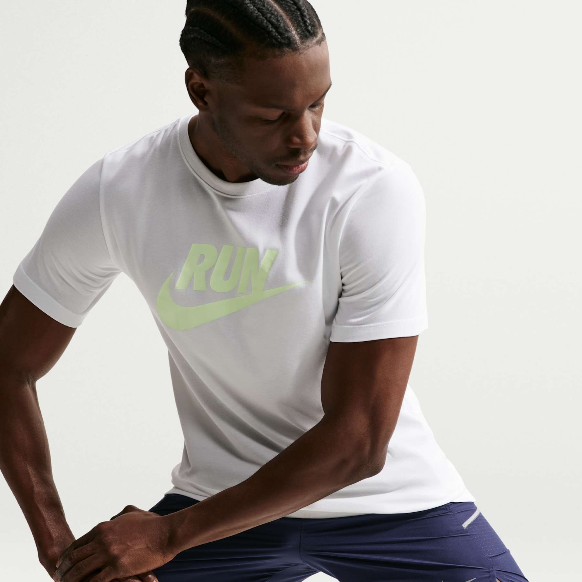 Shorts Dri-FIT Nike Miler Masculino - Foto 4
