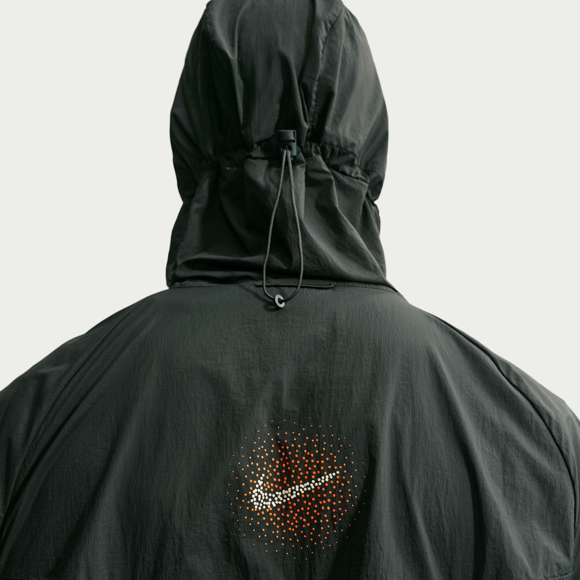 Jaqueta Nike UV Repel Stride Masculina - Foto 6