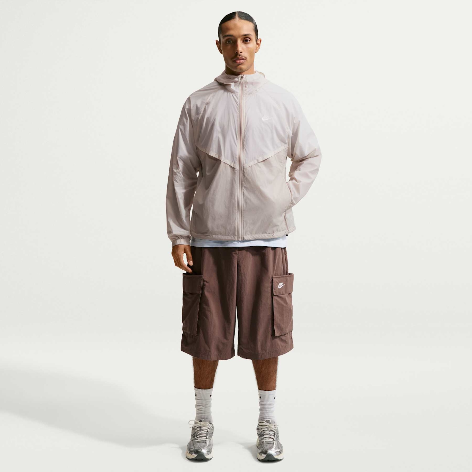 Jaqueta Nike Windrunner Unlined UV Masculina - Foto 4