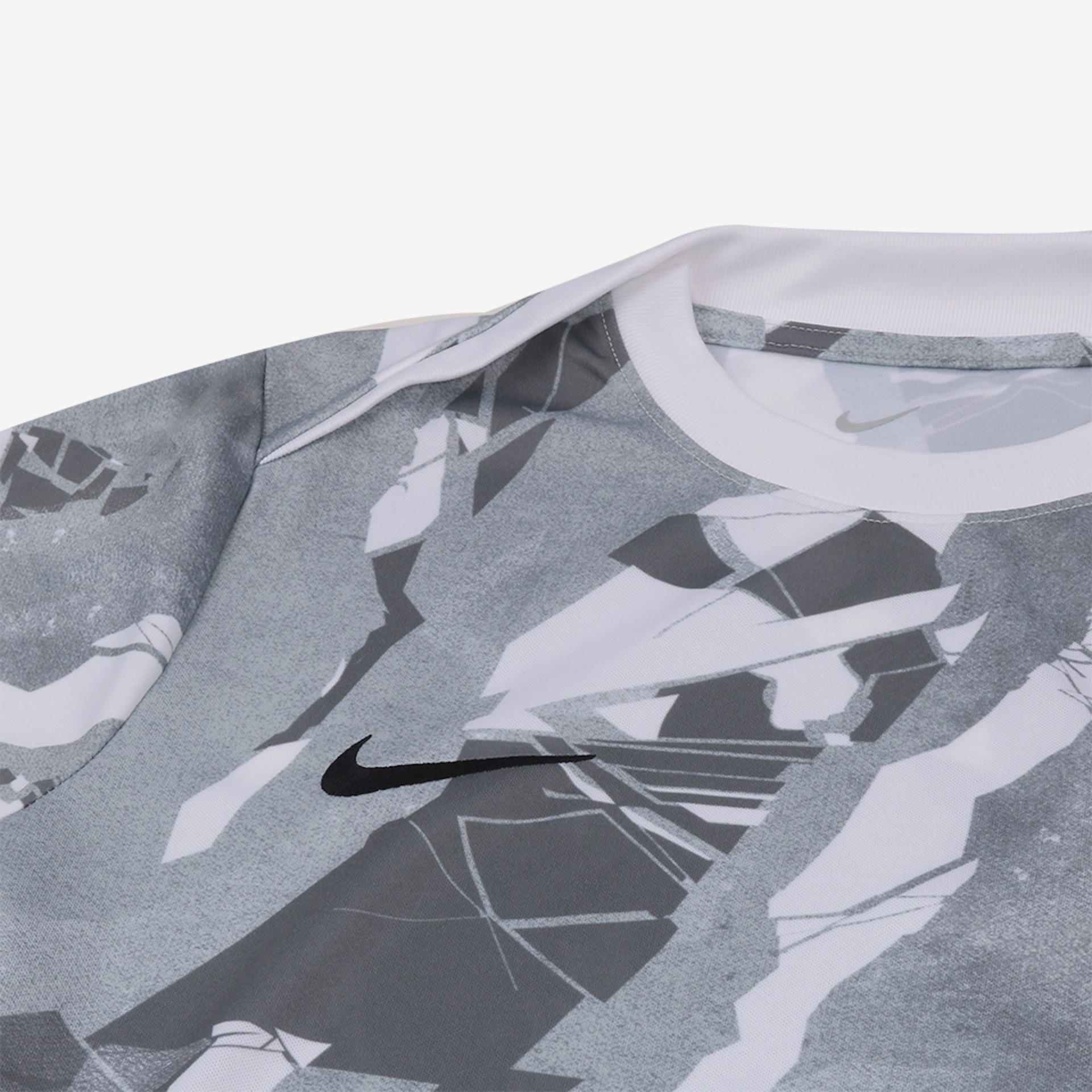 Camiseta Vasco Nike 2026 Pré-Jogo Feminina - Foto 4