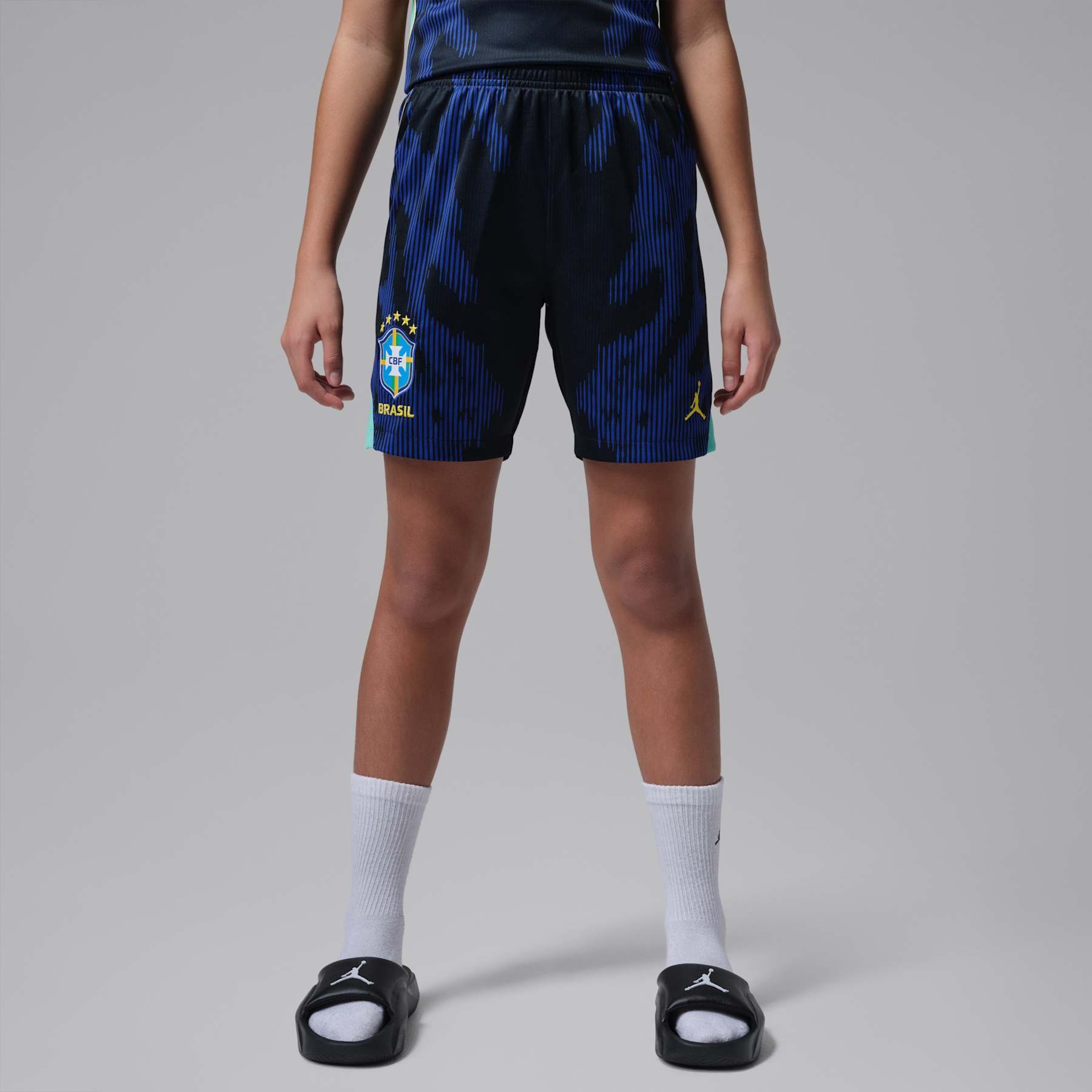 Imagem principal de Shorts Brasil Jordan II 2026/27 Torcedor Pro Infantil