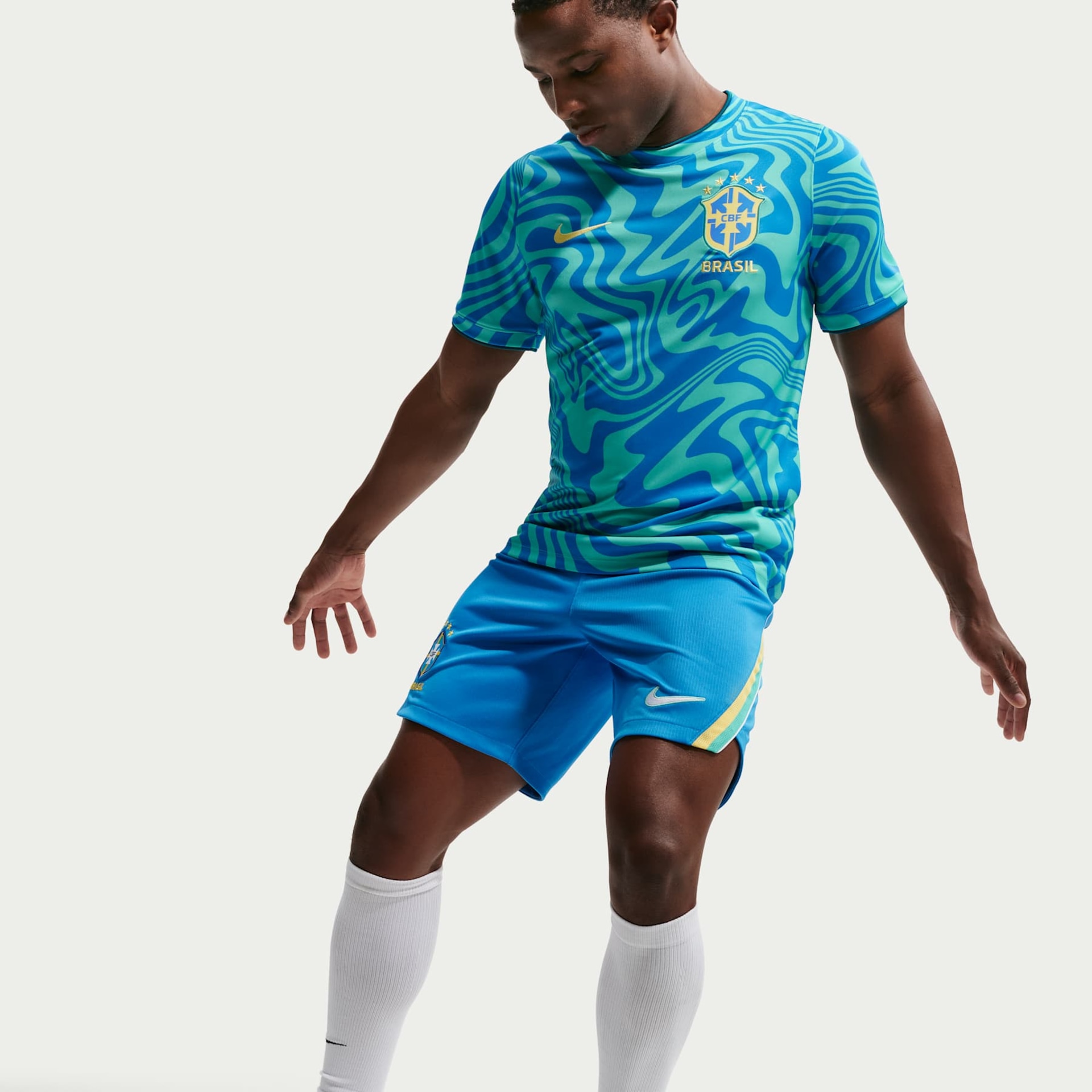 Camiseta Brasil Dri-FIT Nike Academy Pro Pré-Jogo Masculina - Foto 3