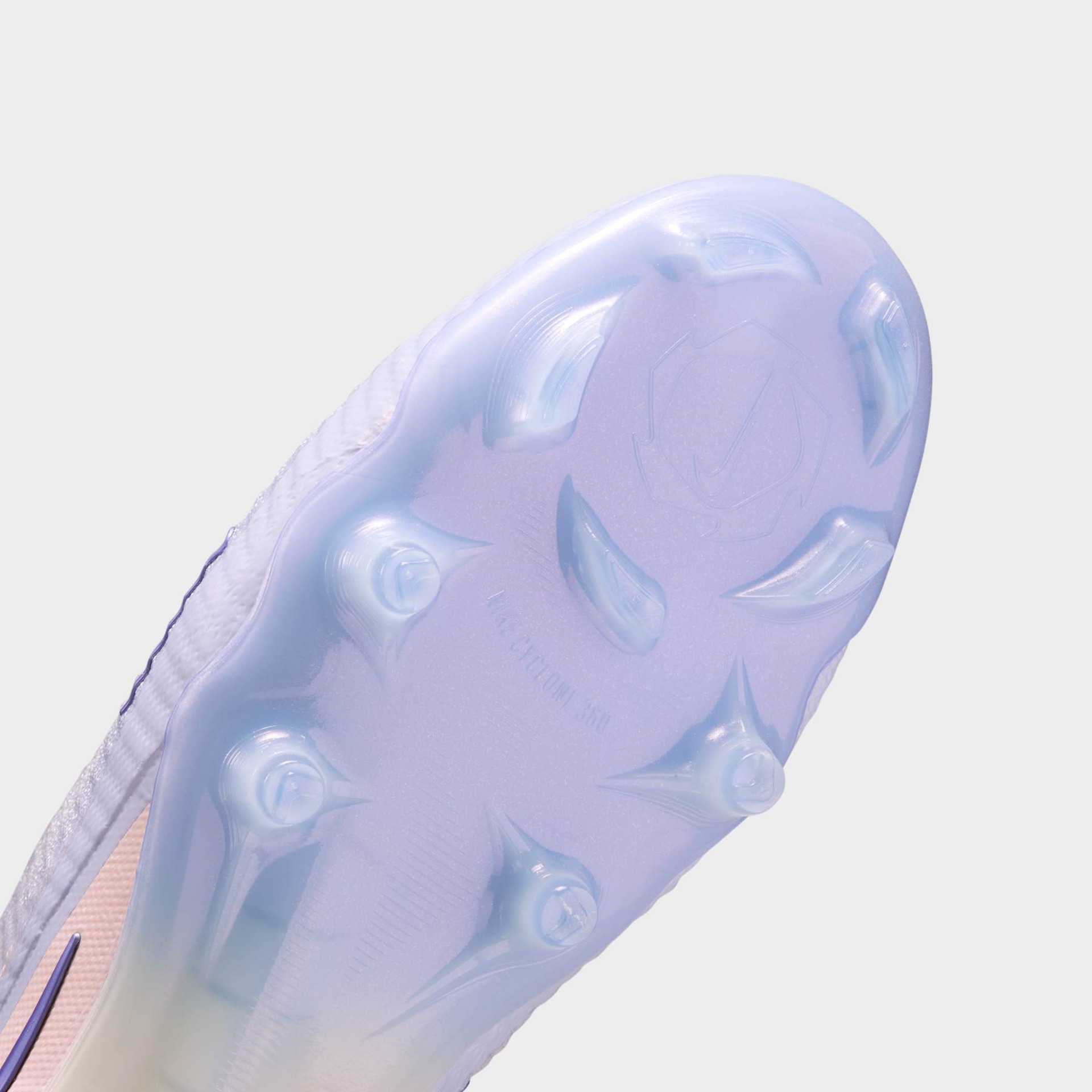 Chuteira Campo Nike Phantom 6 Elite LV8 Low - Foto 9