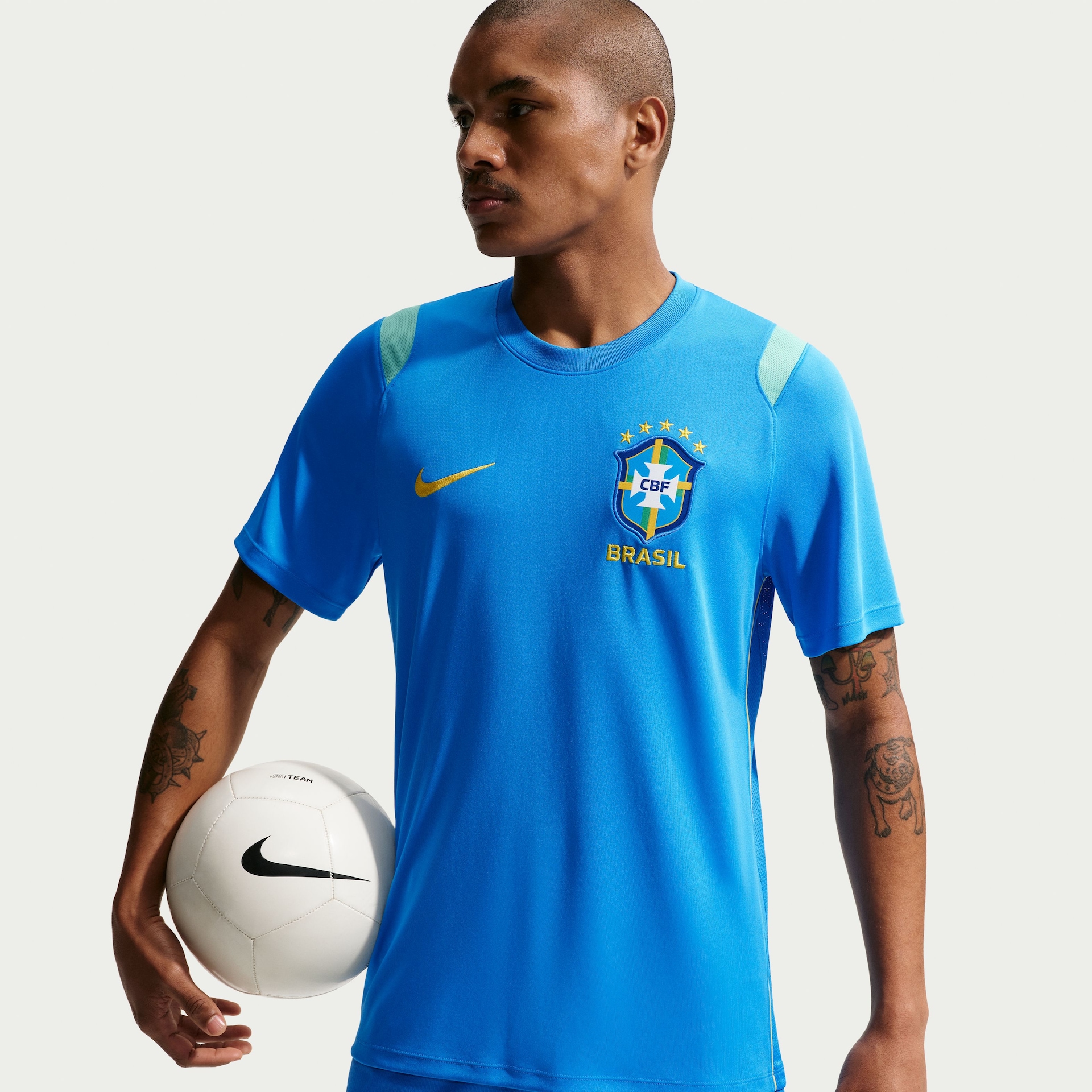 Camiseta Brasil Dri-FIT Nike Academy Pro Masculina - Foto 2