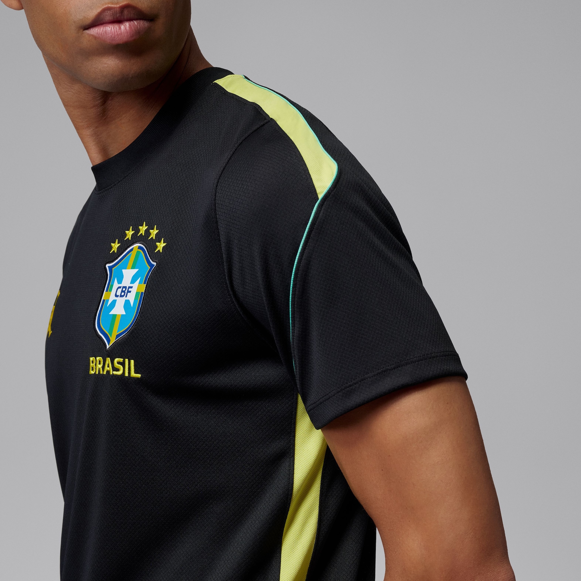 Camiseta Brasil Dri-FIT Jordan Strike 2026 Treino Masculina - Foto 3