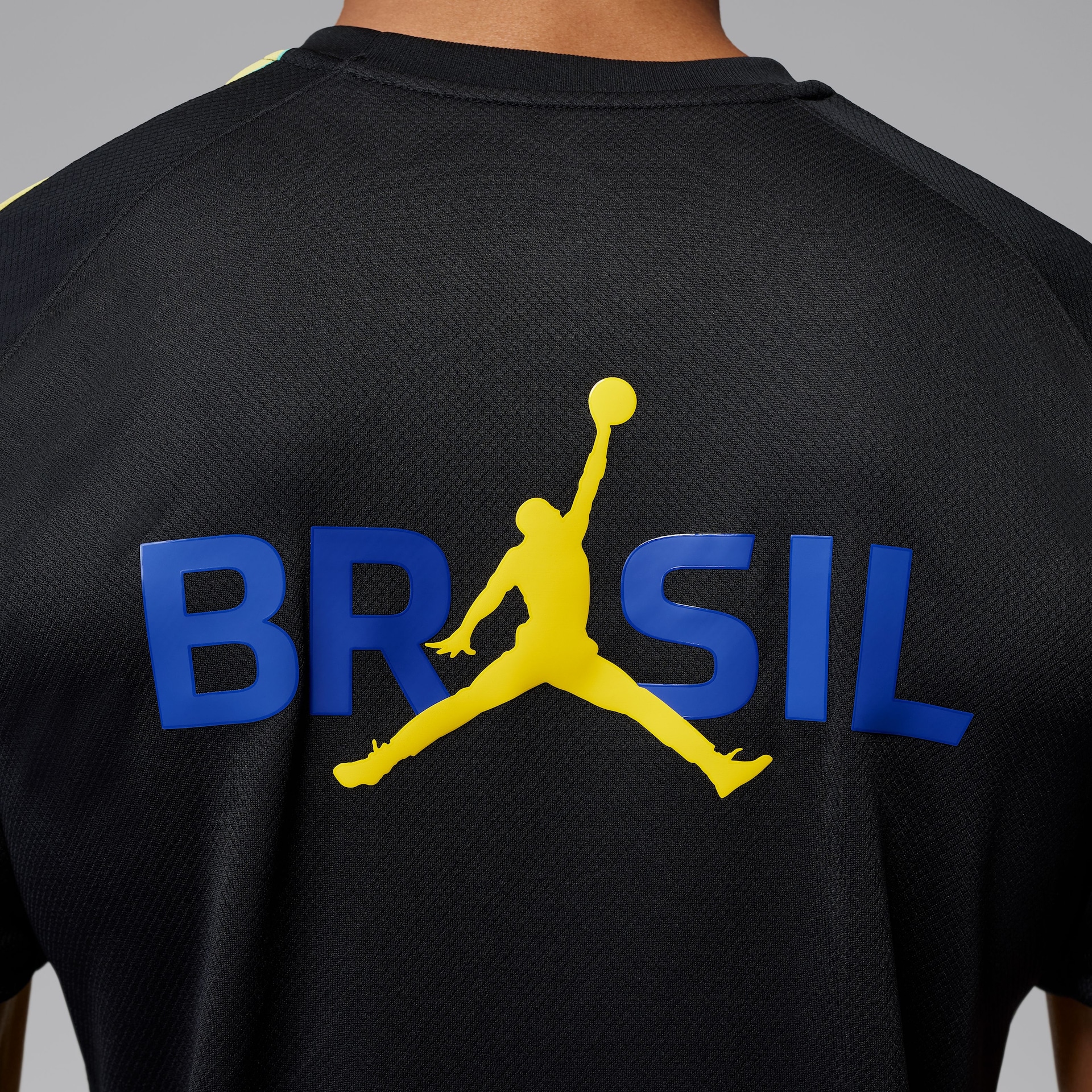 Camiseta Brasil Dri-FIT Jordan Strike 2026 Treino Masculina - Foto 4