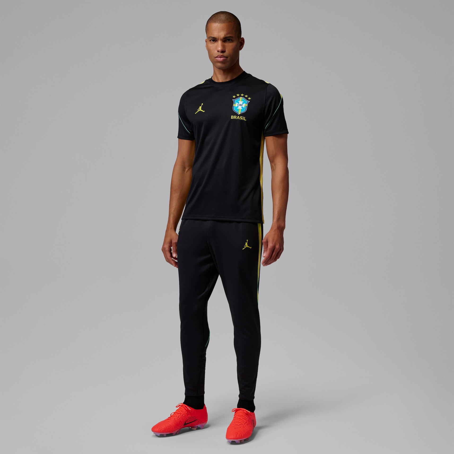 Camiseta Brasil Dri-FIT Jordan Strike 2026 Treino Masculina - Foto 5