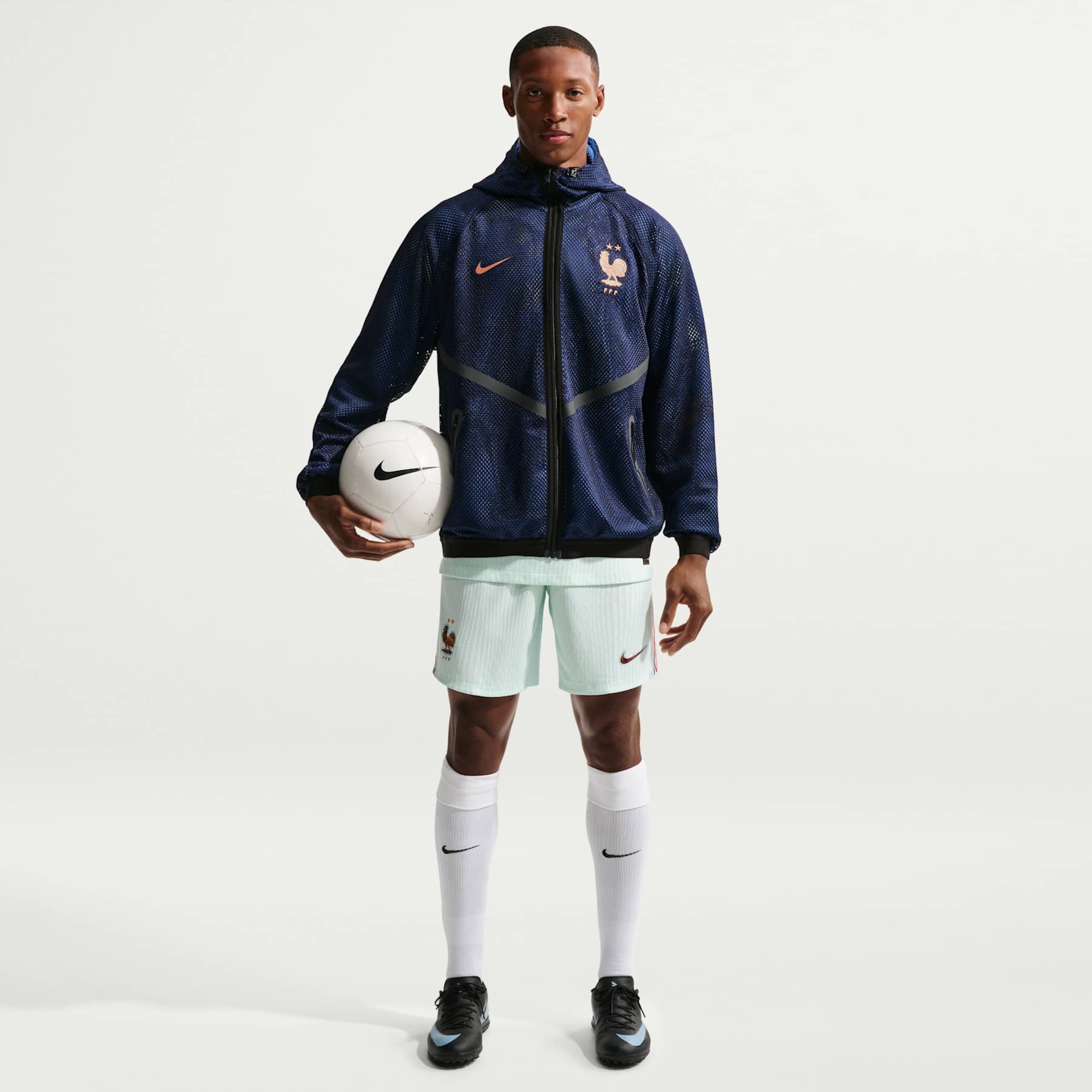 Jaqueta França Dri-FIT Nike Hino Masculina - Foto 4
