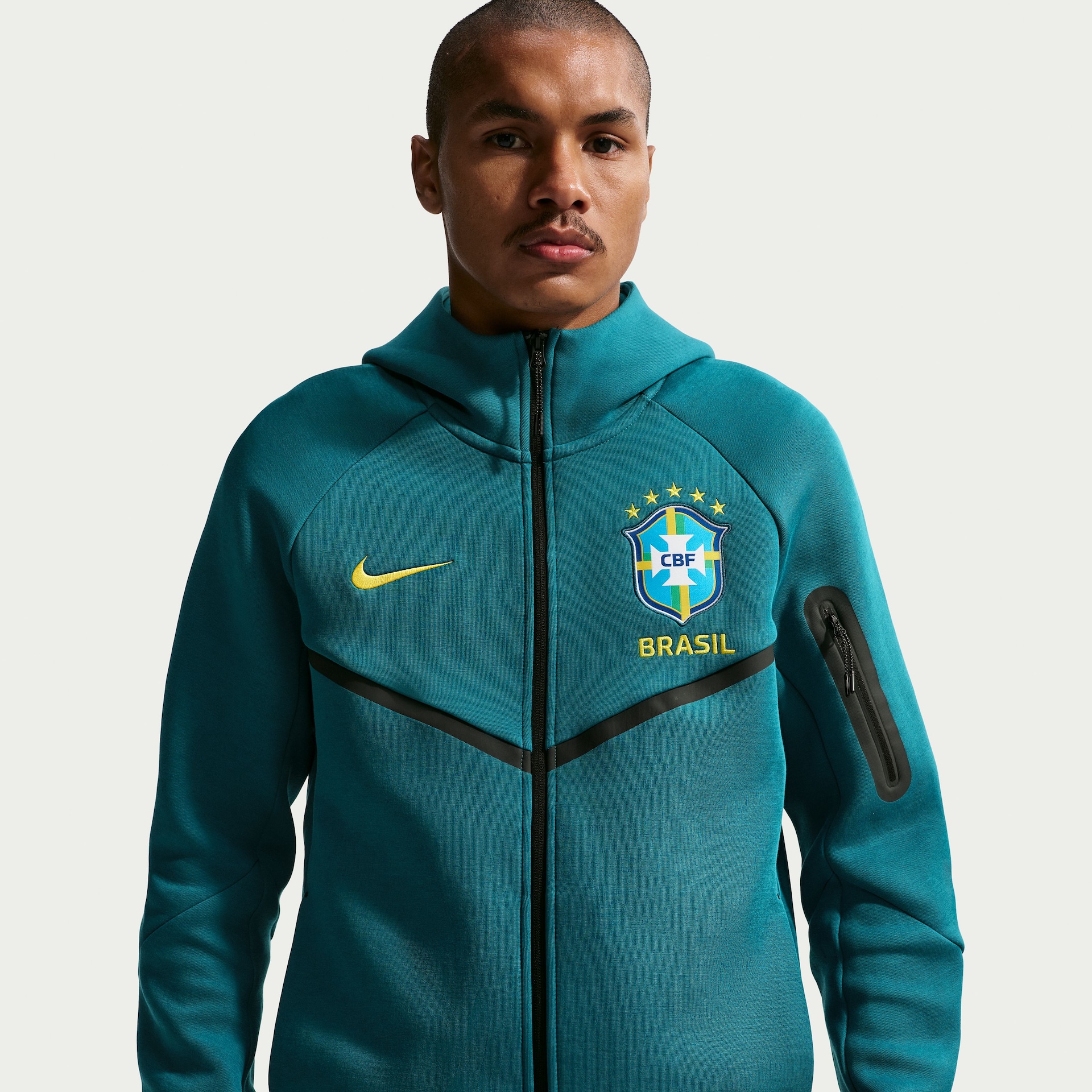 Imagem principal de Blusão Brasil Nike Tech Fleece Masculino