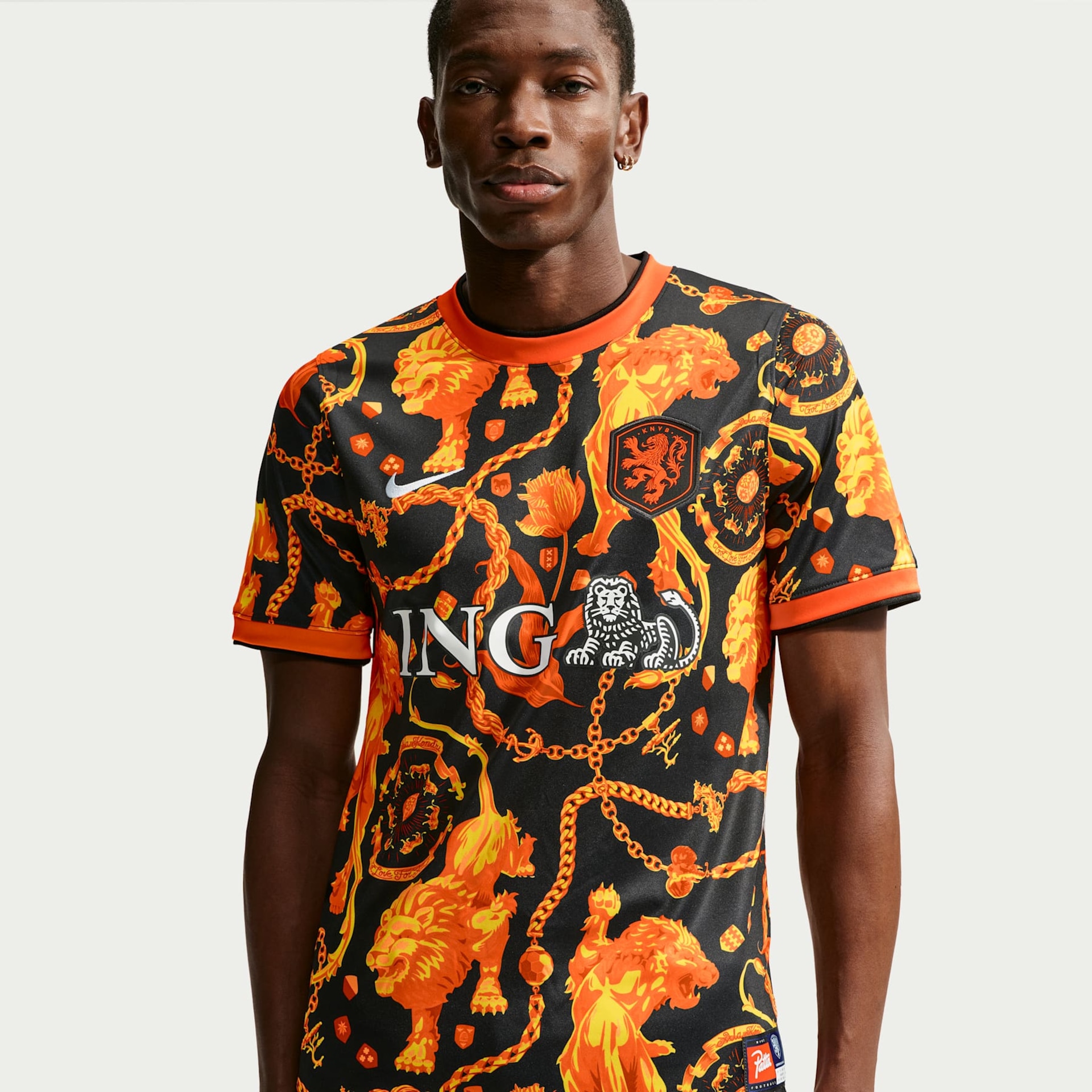 Imagem principal de Camiseta Holanda Nike x Patta Dri-FIT Academy Pro Pré-Jogo Masculina