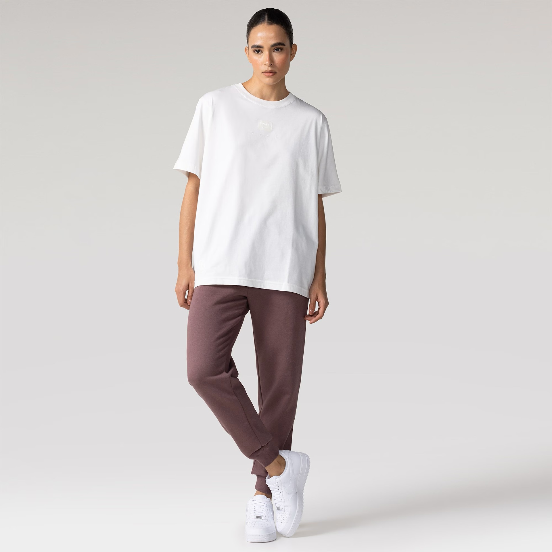 Camiseta Brasil Nike Tonal Feminina - Foto 3