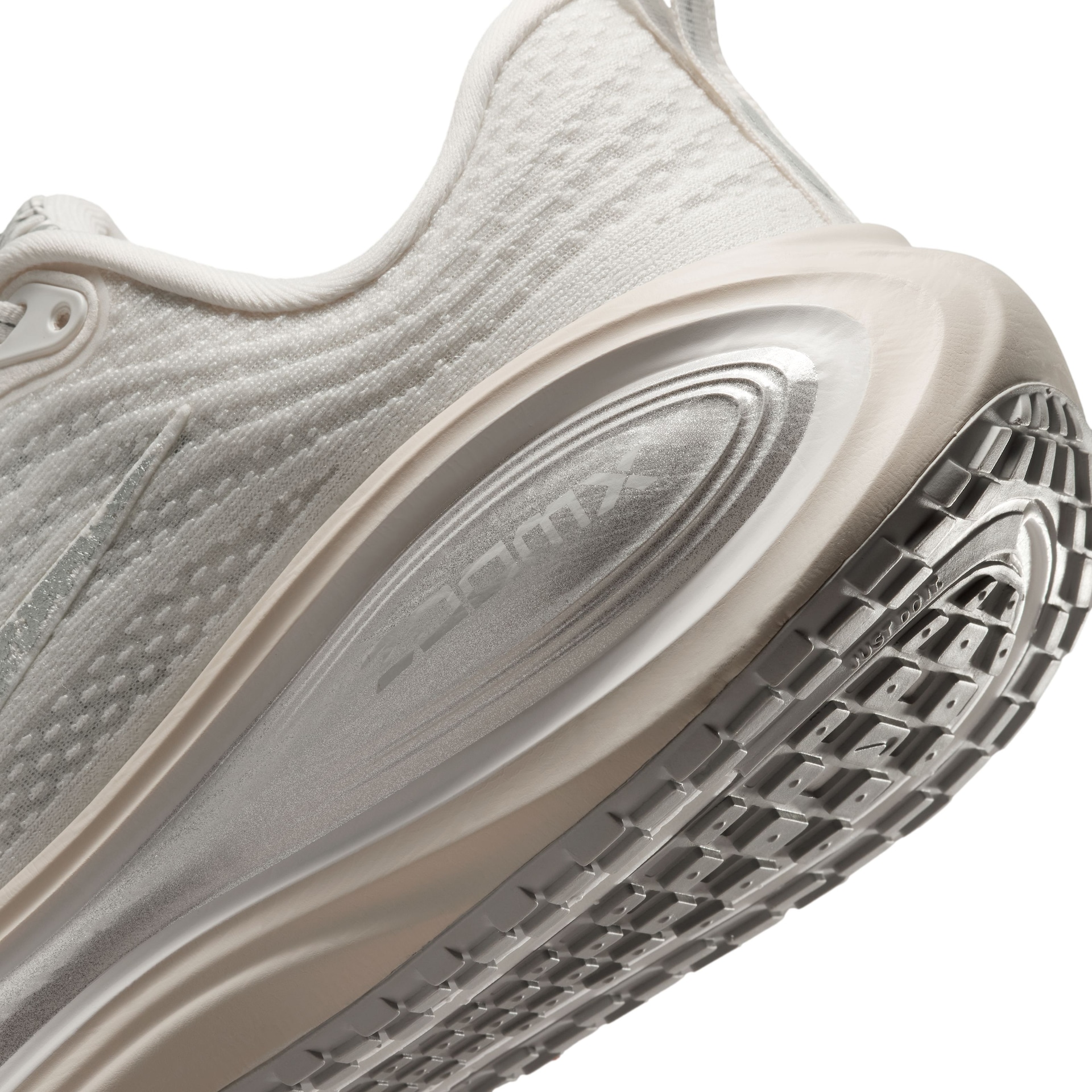 Tênis Nike Vomero Plus SE Feminino - Foto 5