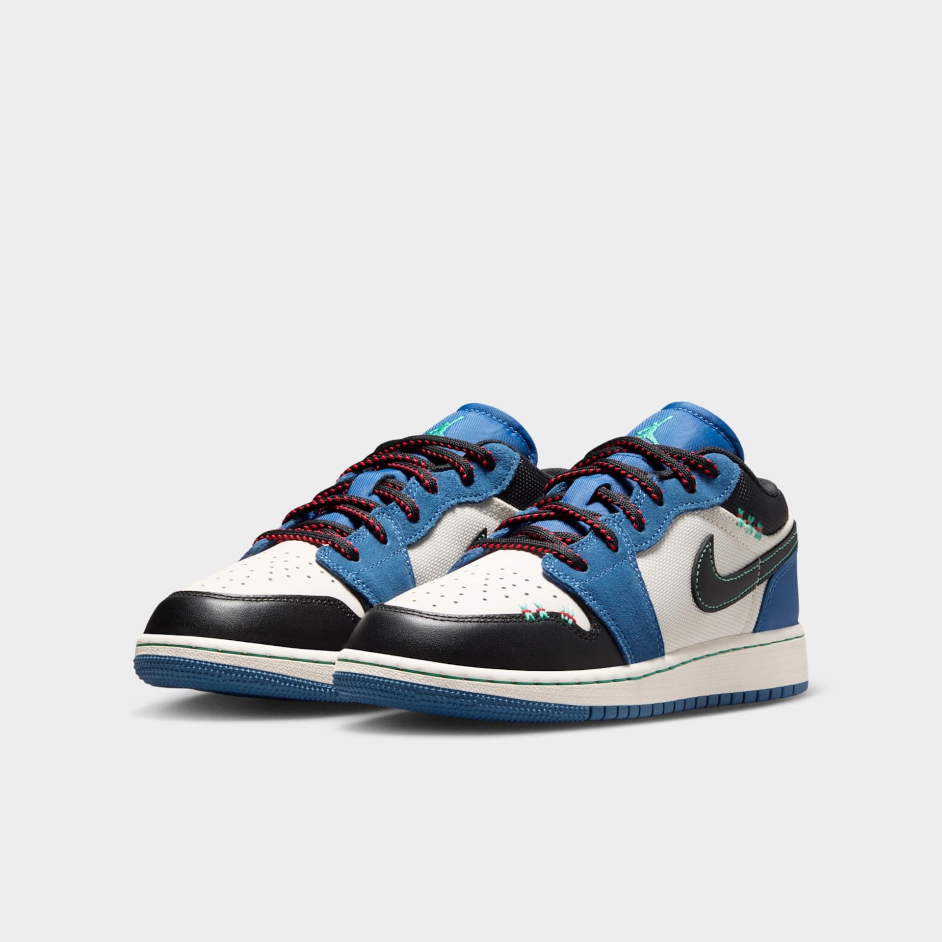 Tênis Air Jordan 1 Low SE Infantil - Foto 5