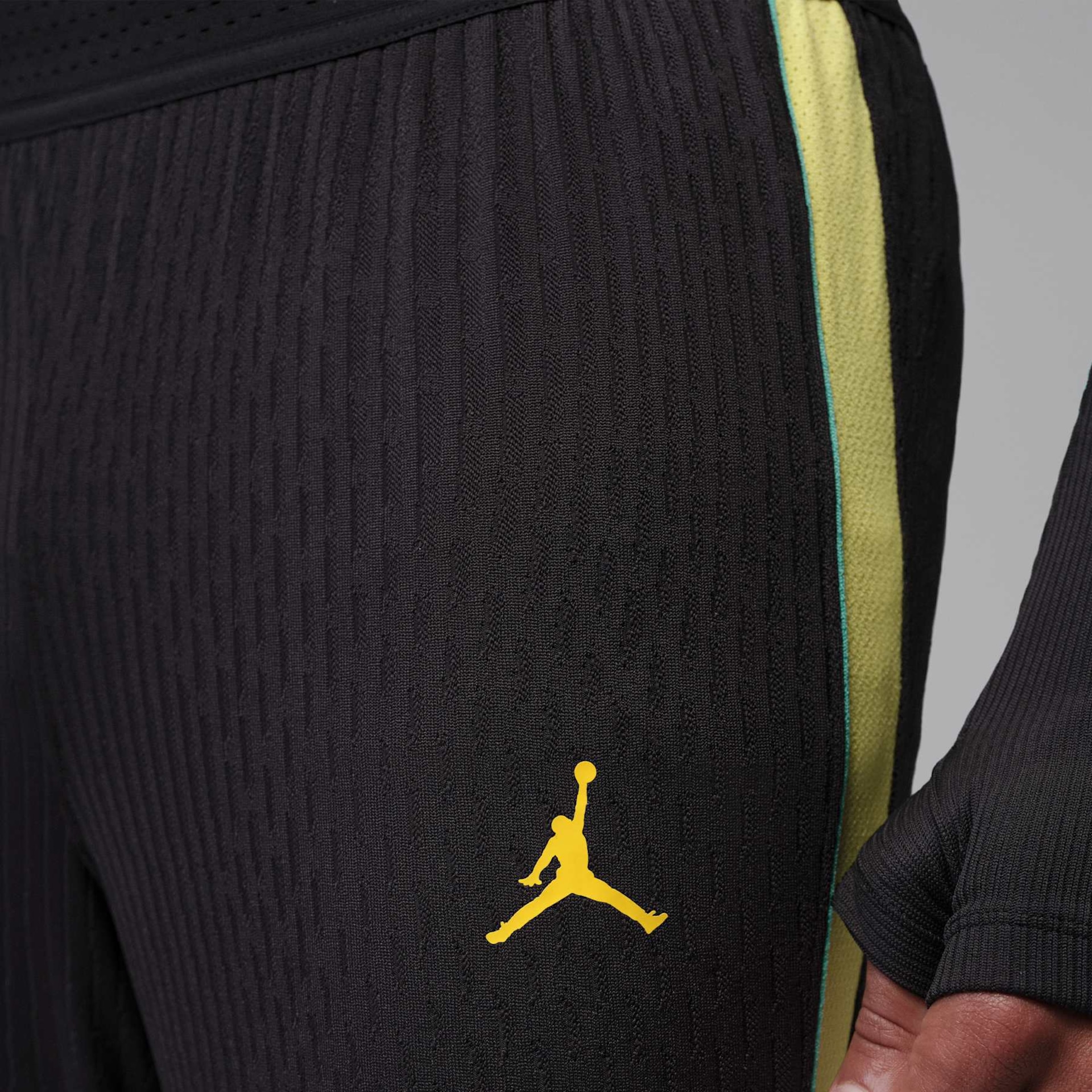 Calça Brasil Jordan Strike Elite 2026 Treino Masculina - Foto 4