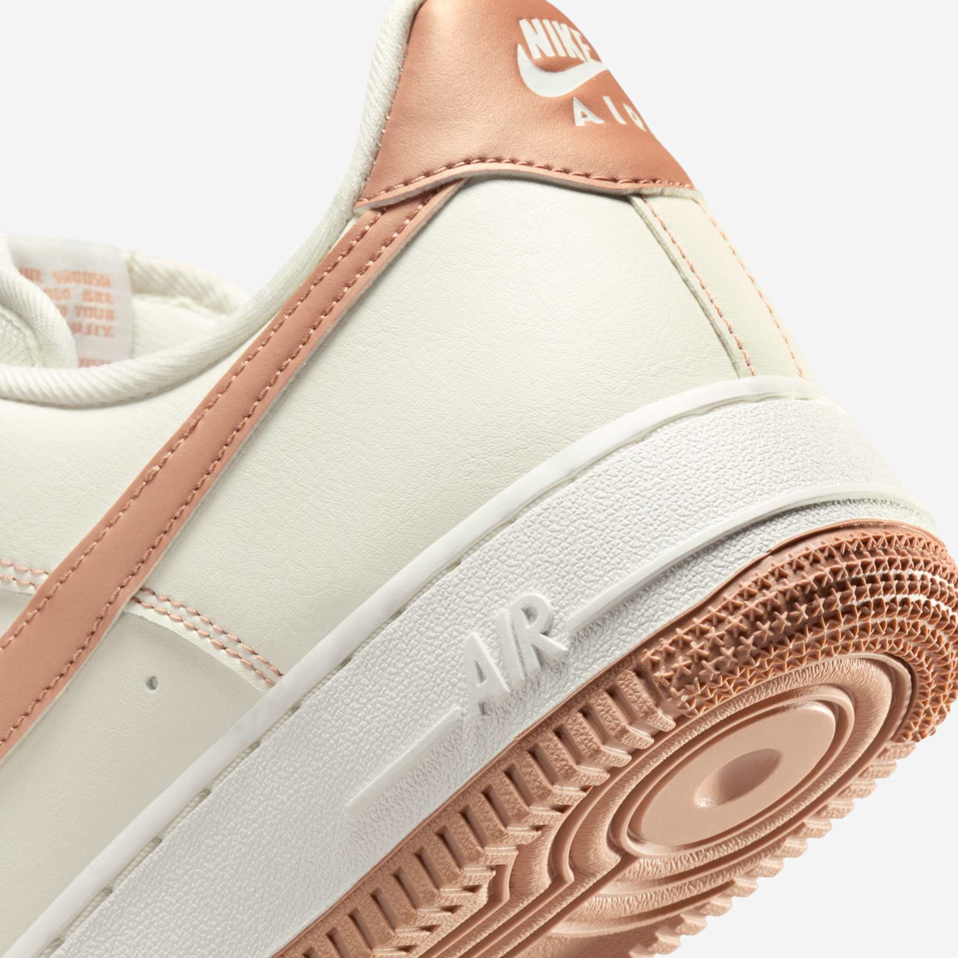 Tênis Nike Air Force 1 '07 Feminino - Foto 8