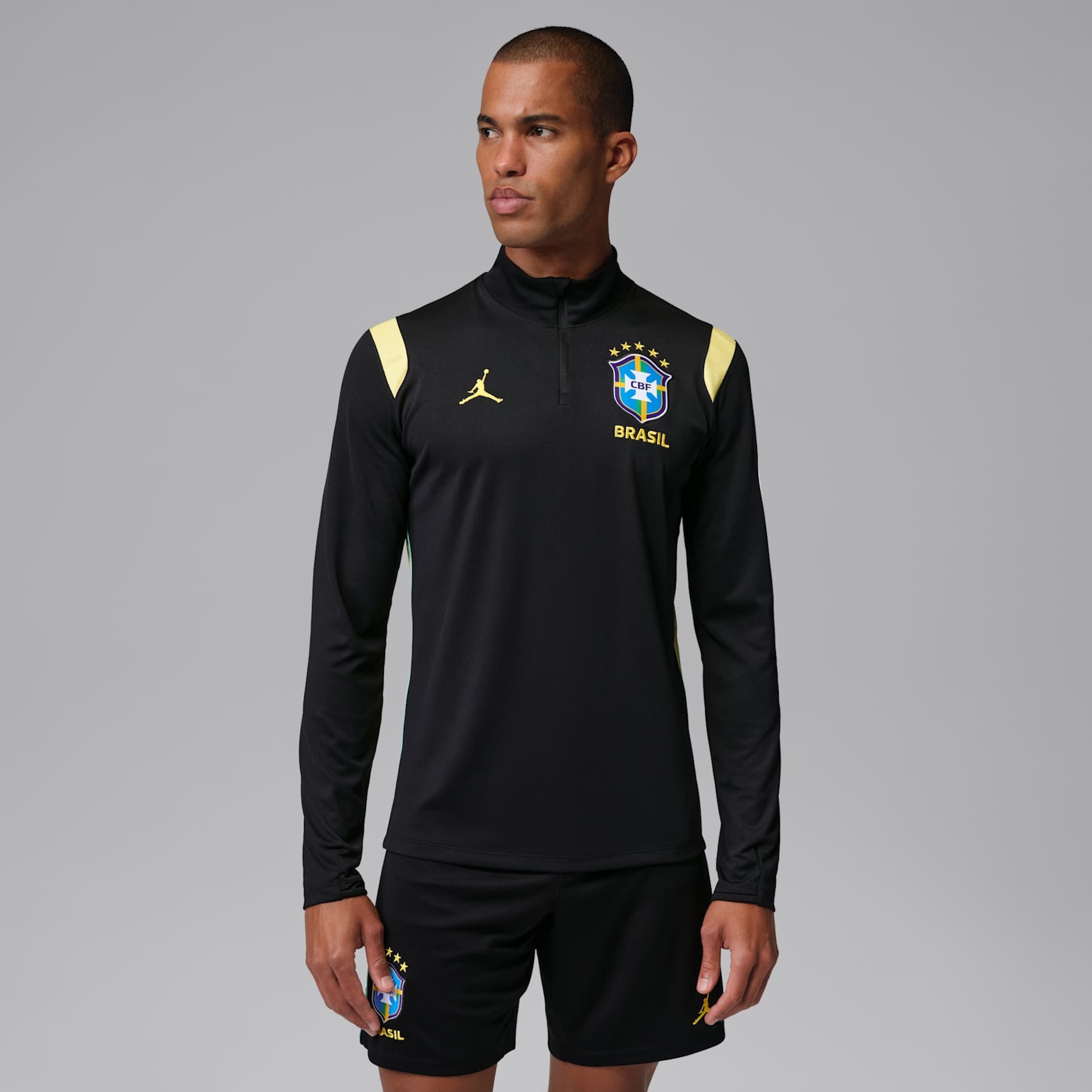 Imagem principal de Camiseta Brasil Jordan Manga Longa Academy Pro 2026 Treino Masculina