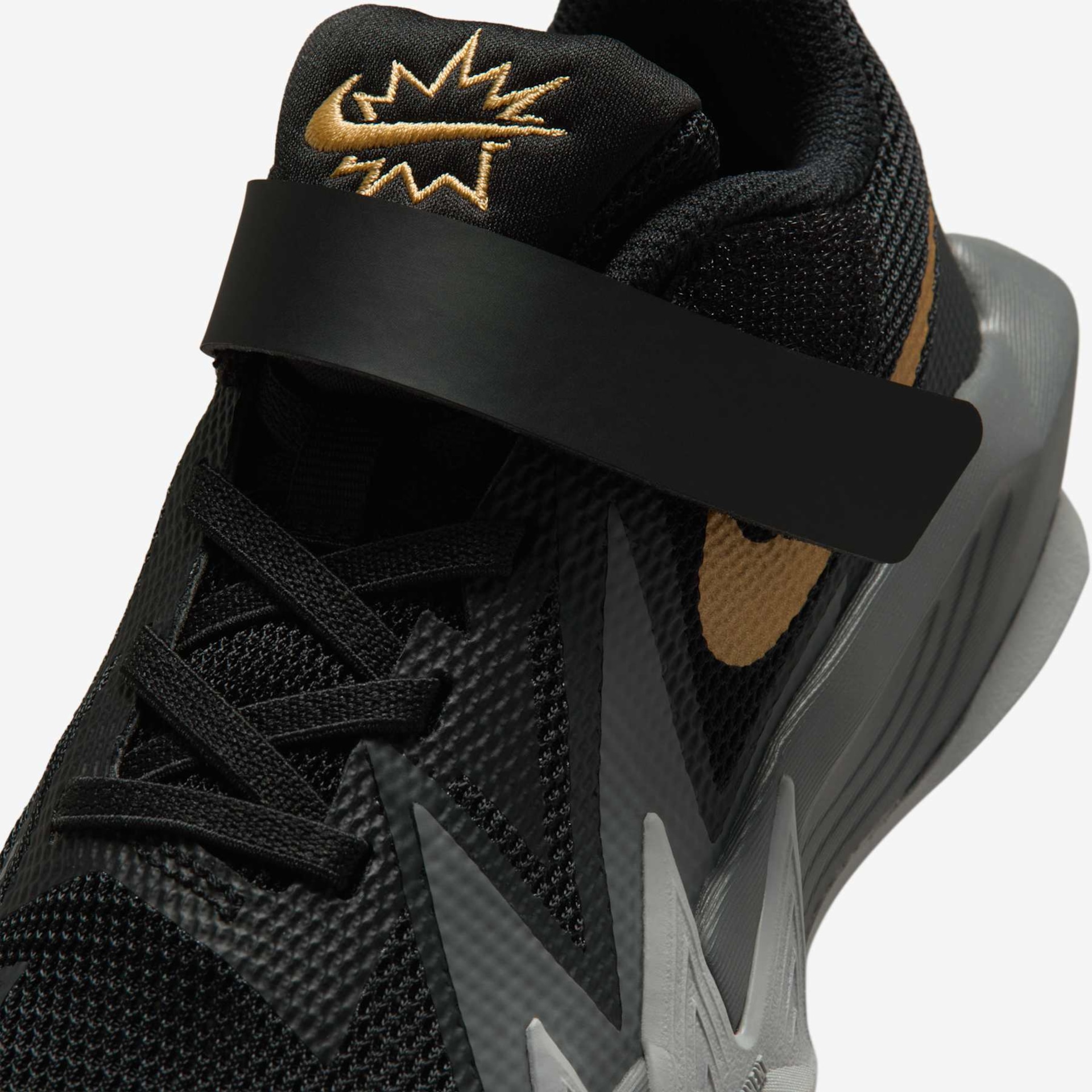 Tênis Nike S.T Dynamite Infantil - Foto 7