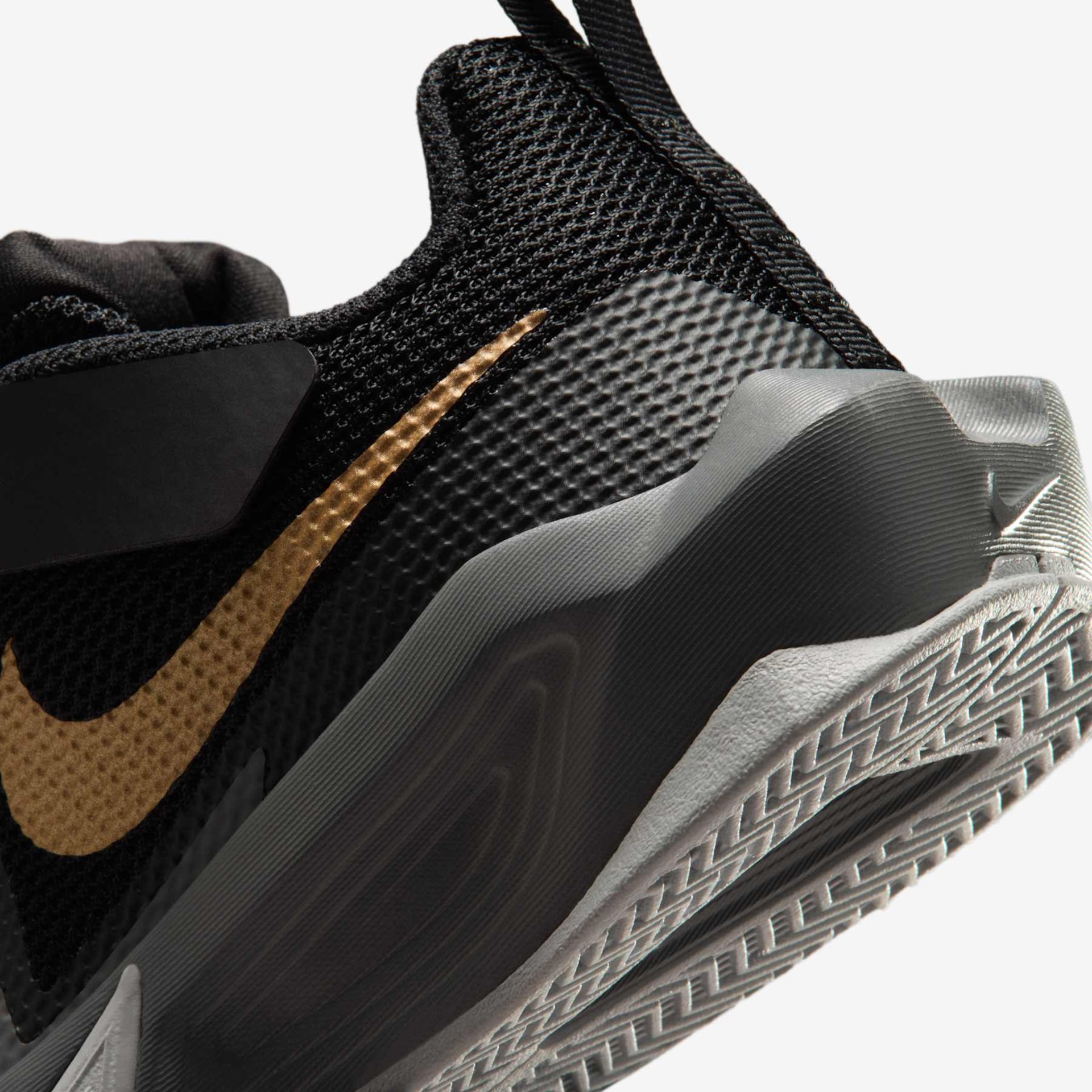 Tênis Nike S.T Dynamite Infantil - Foto 8