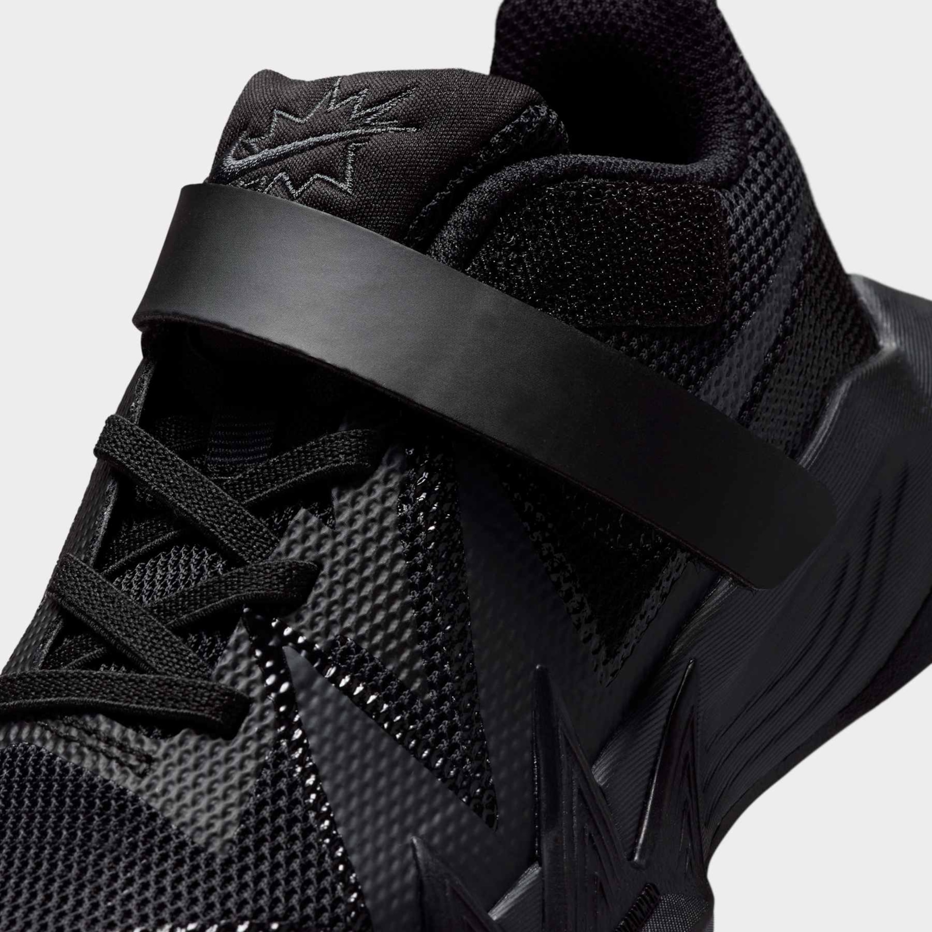 Tênis Nike S.T Dynamite Infantil - Foto 7