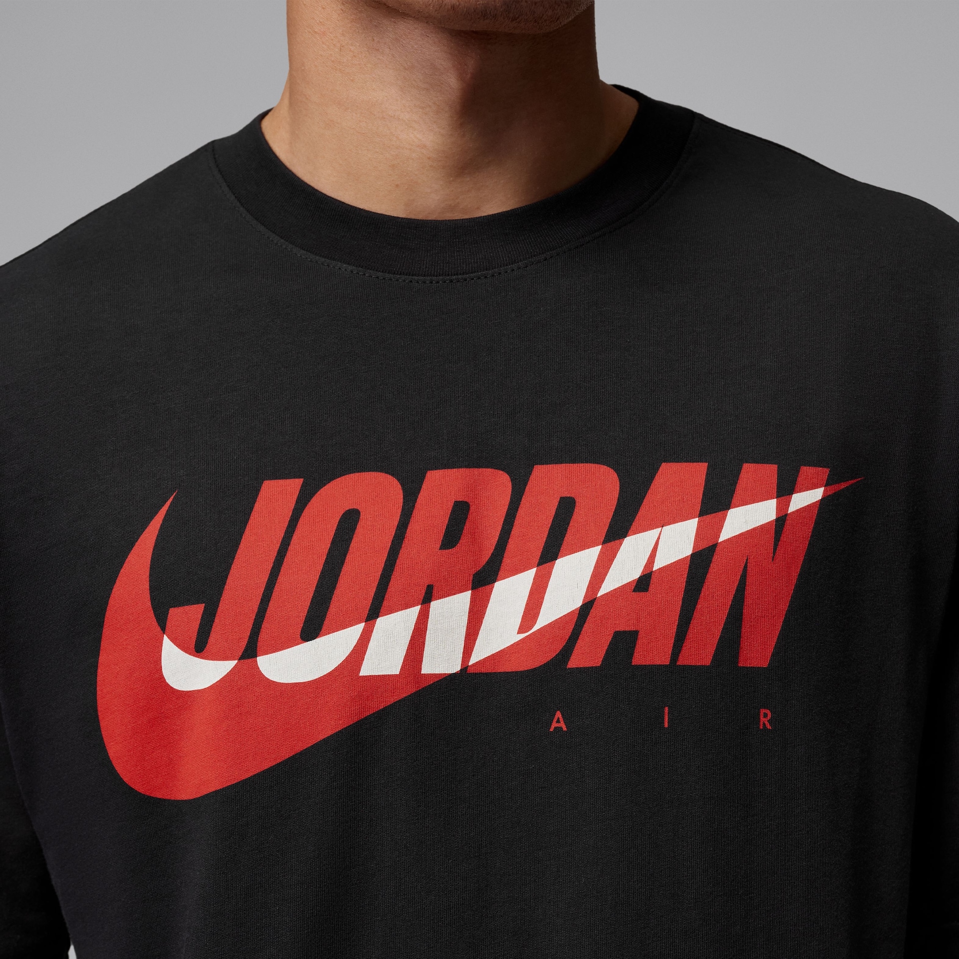 Camiseta Jordan Brooklyn Essentials Swoosh 85 Masculina - Foto 3
