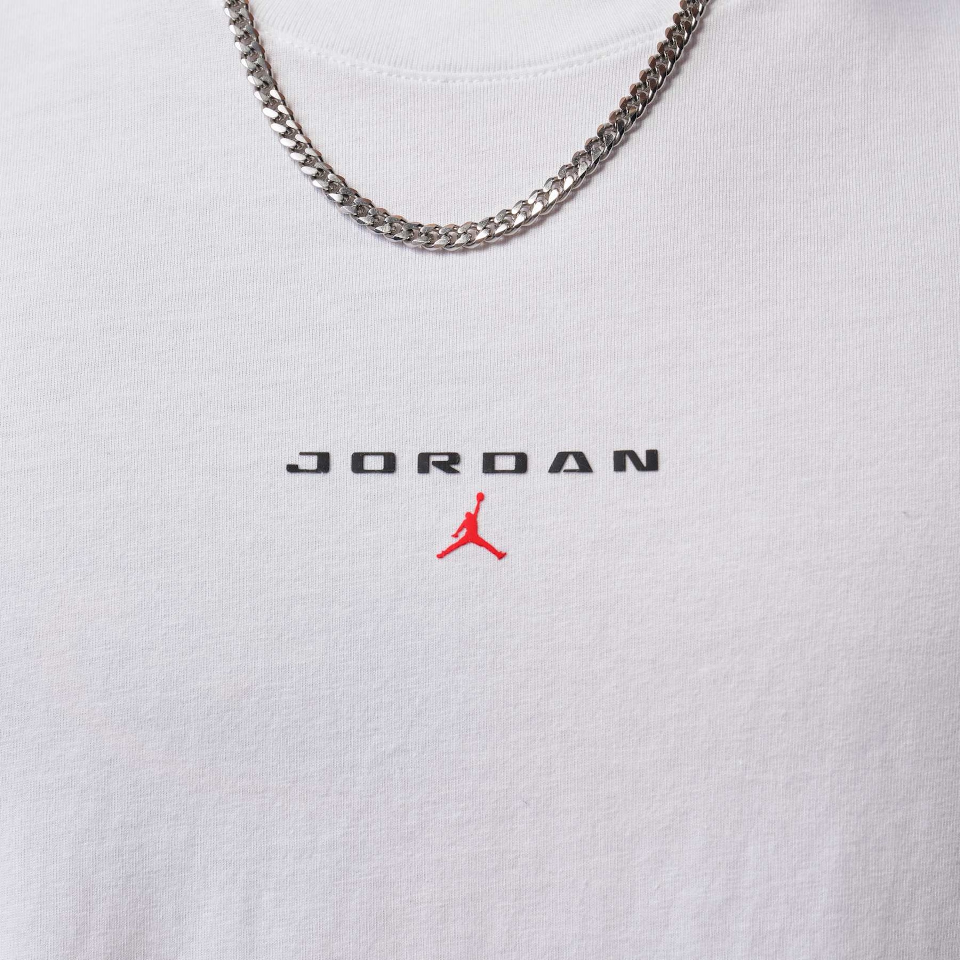 Camiseta Jordan Flight Essentials 96 Oversized Pocket Masculina - Foto 4