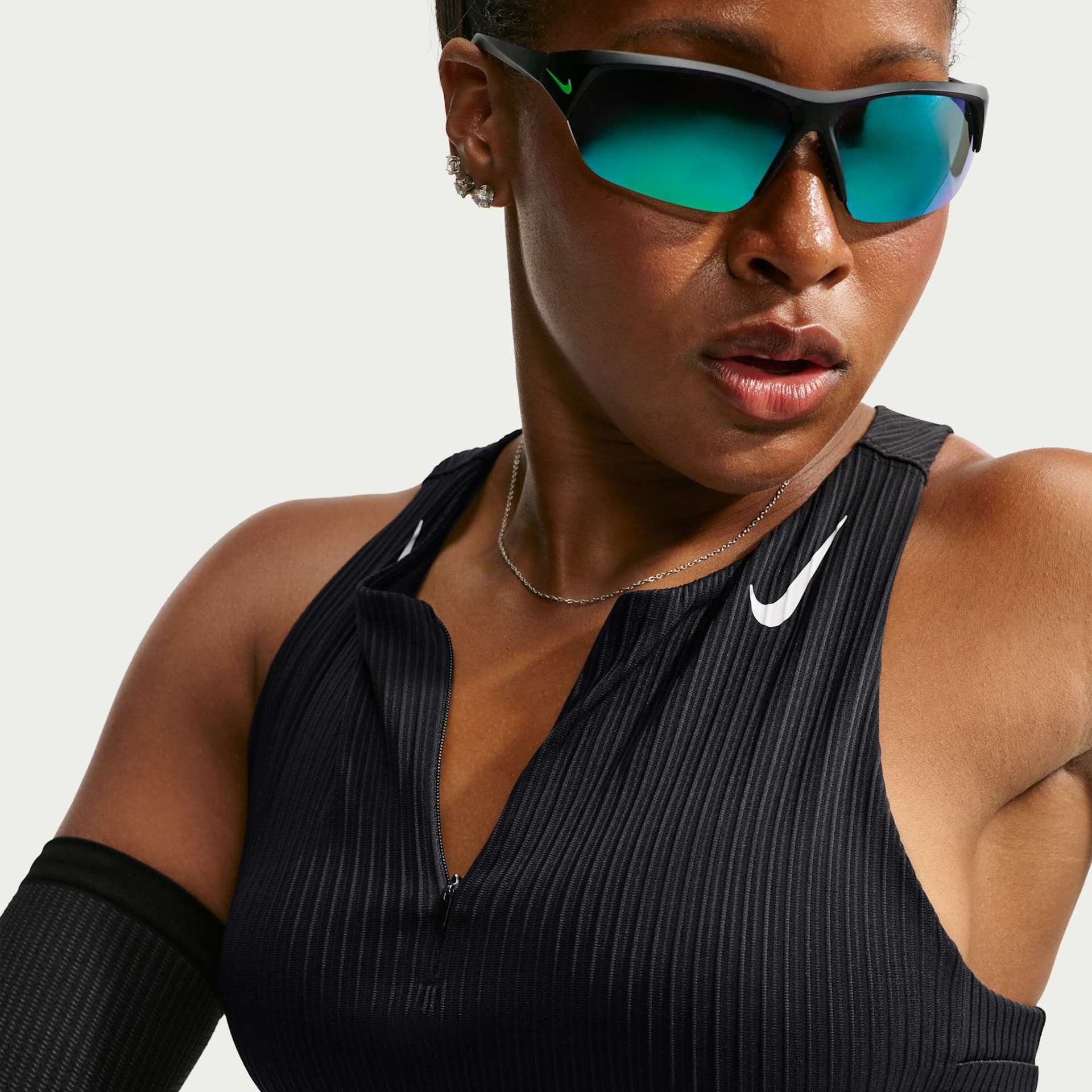 Top Cropped Dri-FIT ADV Nike Aeroswift Feminino - Foto 3