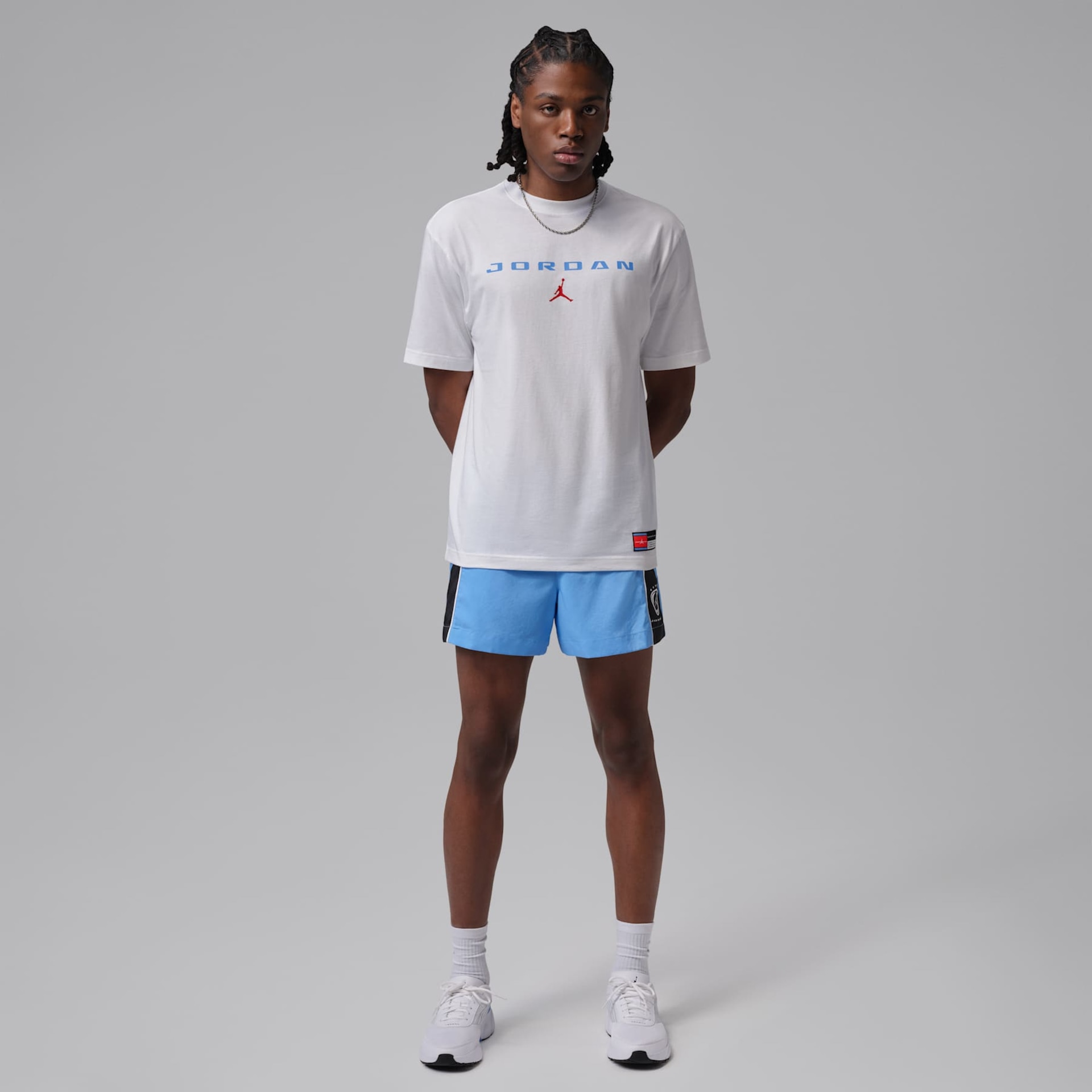 Camiseta Jordan Brooklyn Fleece Labor Graphic Masculina - Foto 6