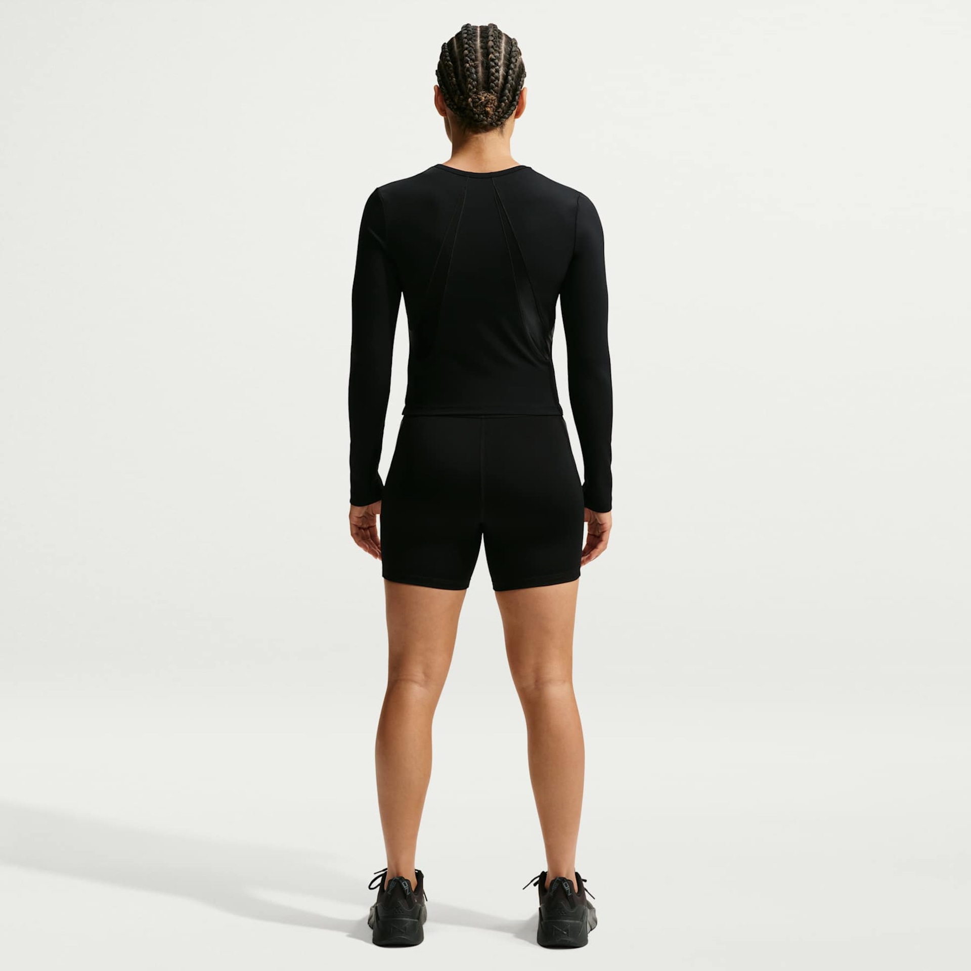 Camiseta Nike Pro Manga Longa Sculpt Feminina - Foto 5
