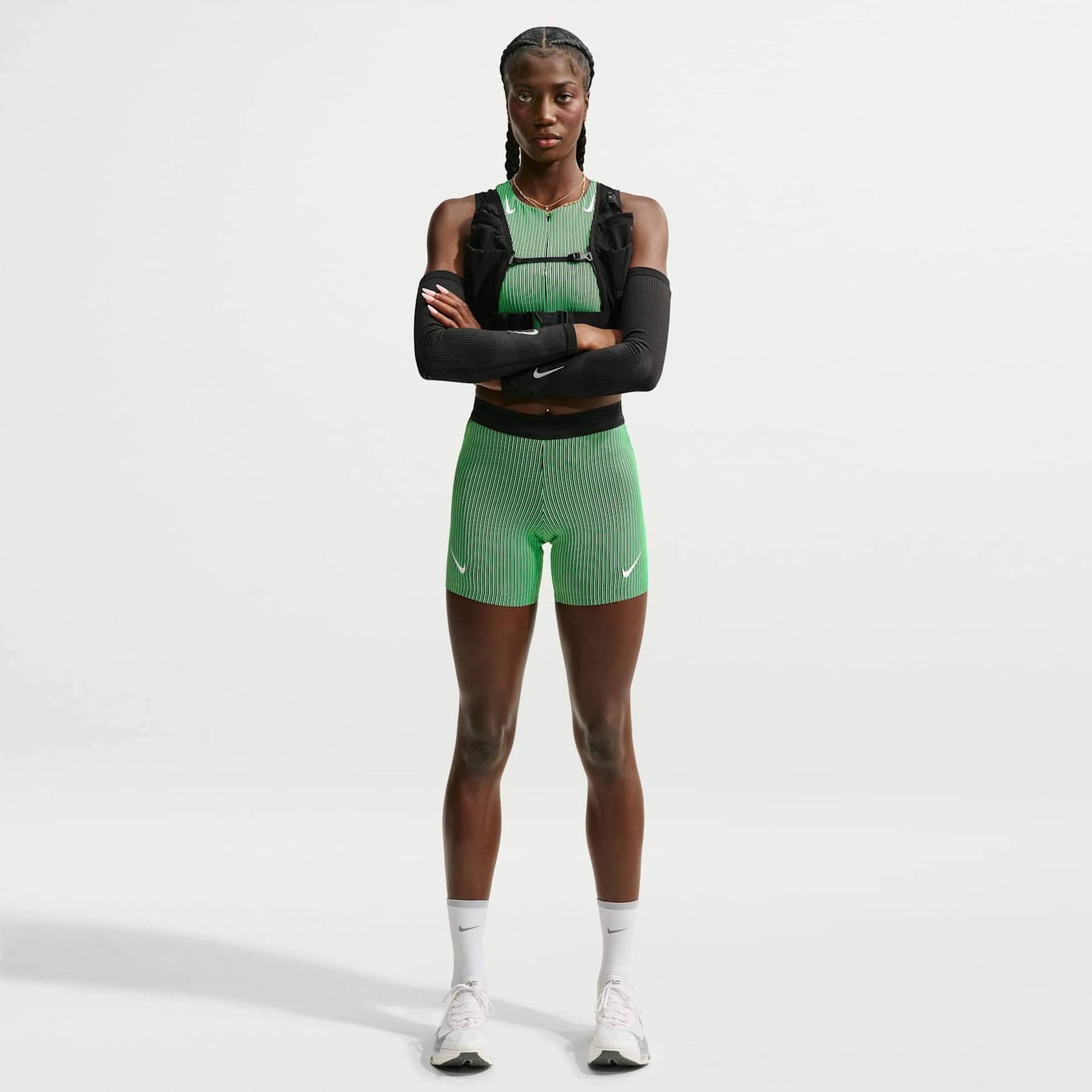 Imagem principal de Shorts Dri-FIT Nike Aeroswift ADV Feminino