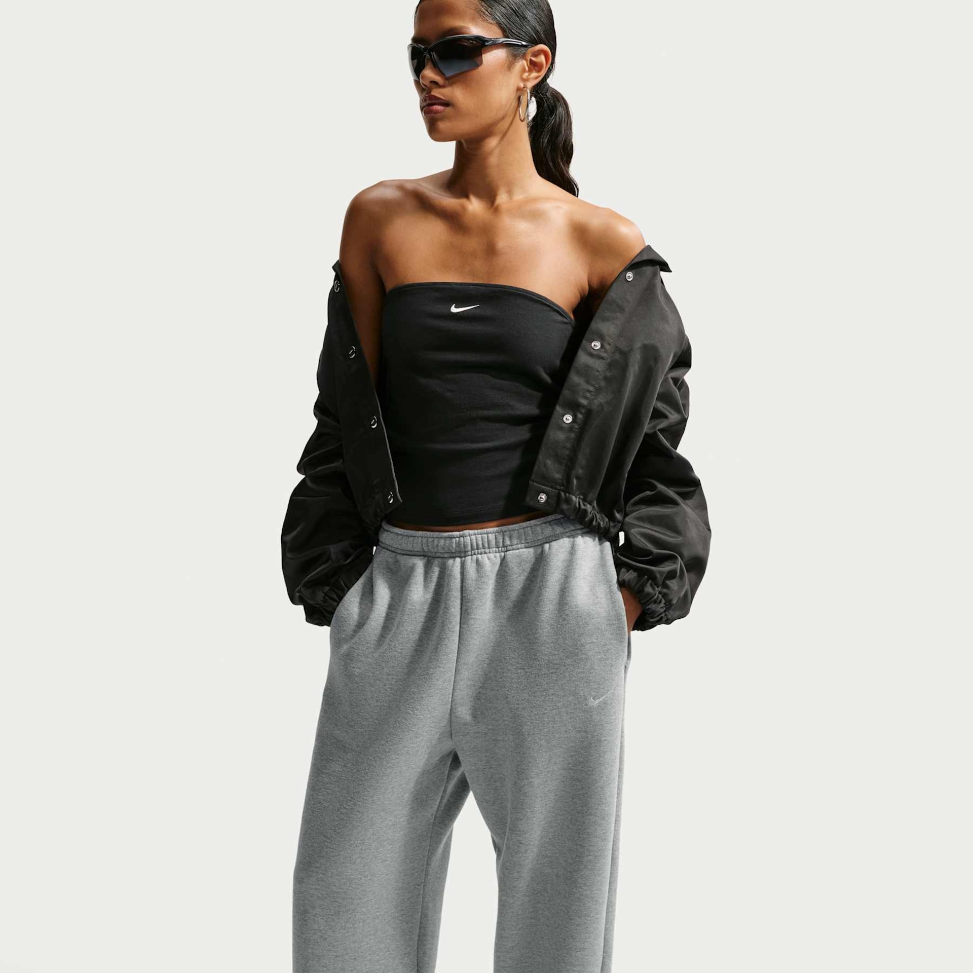 Calça Nike Fleece Oversized Feminina - Foto 4