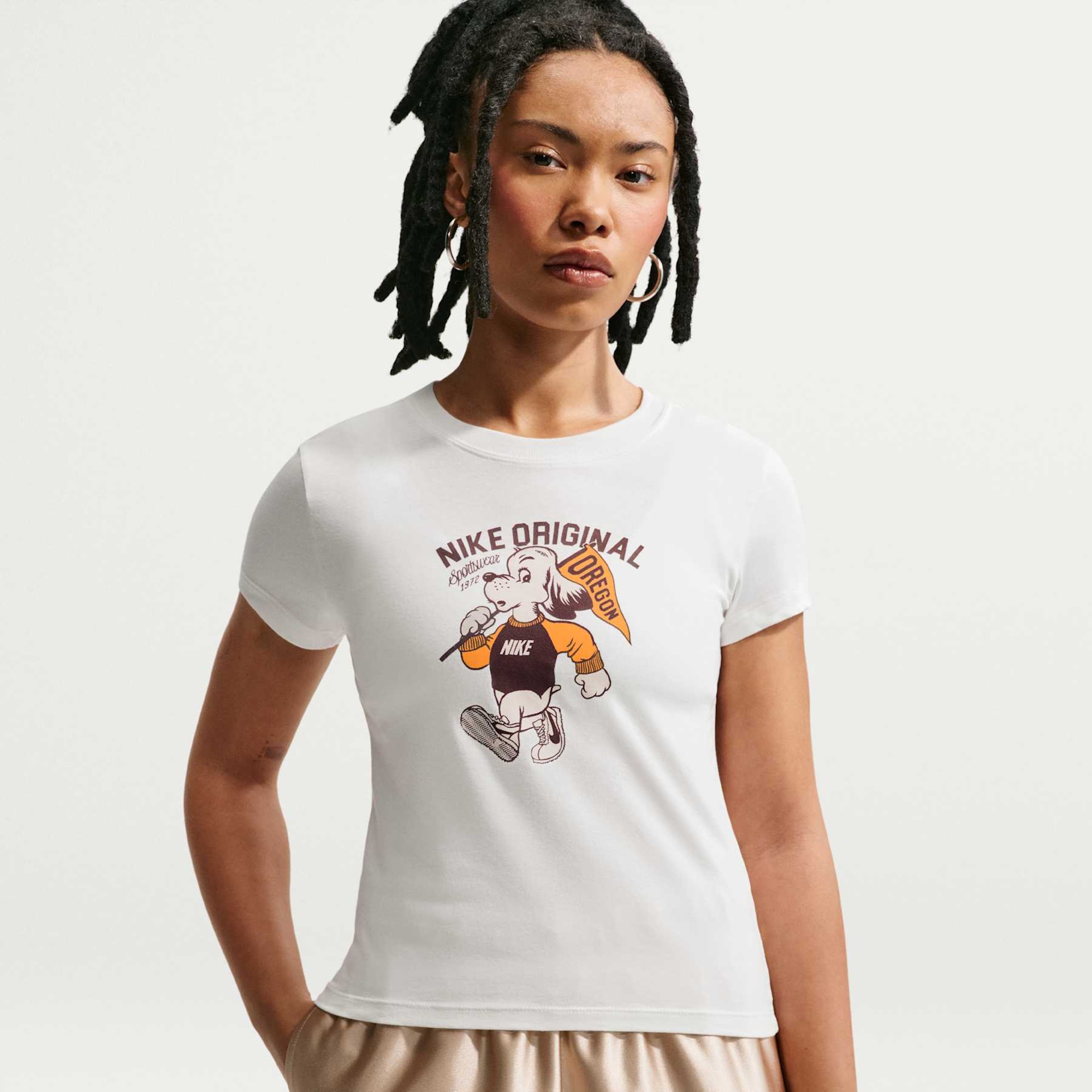 Imagem principal de Camiseta Cropped Nike Sportswear Chill Knit MSC Feminina