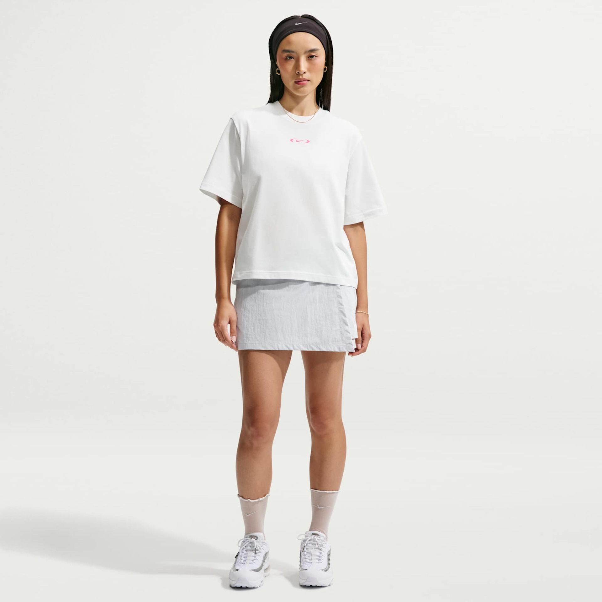 Camiseta Nike Sportswear Classic Boxy Advanced Speed Feminina - Foto 4