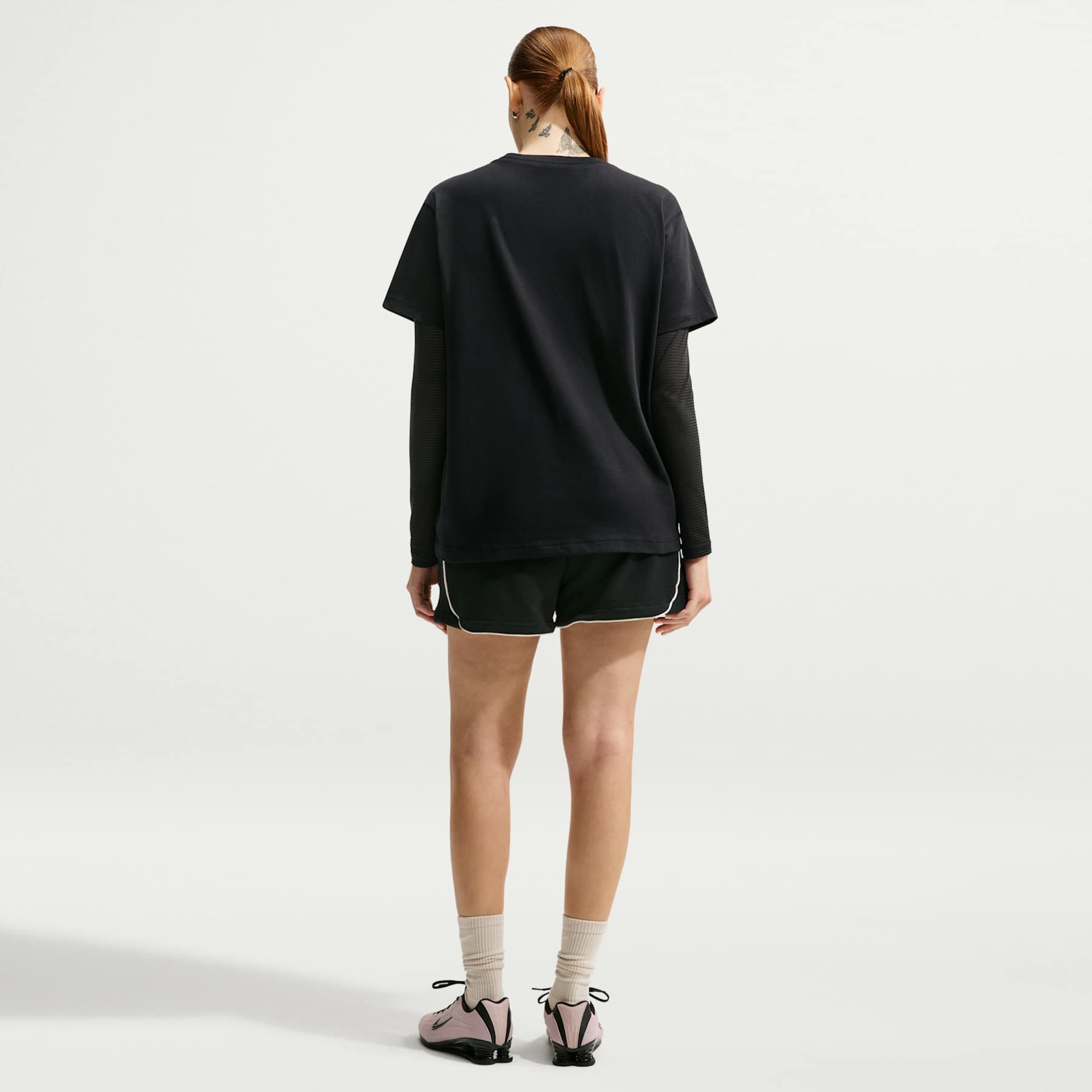 Camiseta Nike Sportswear Classic Oversized Feminina - Foto 5