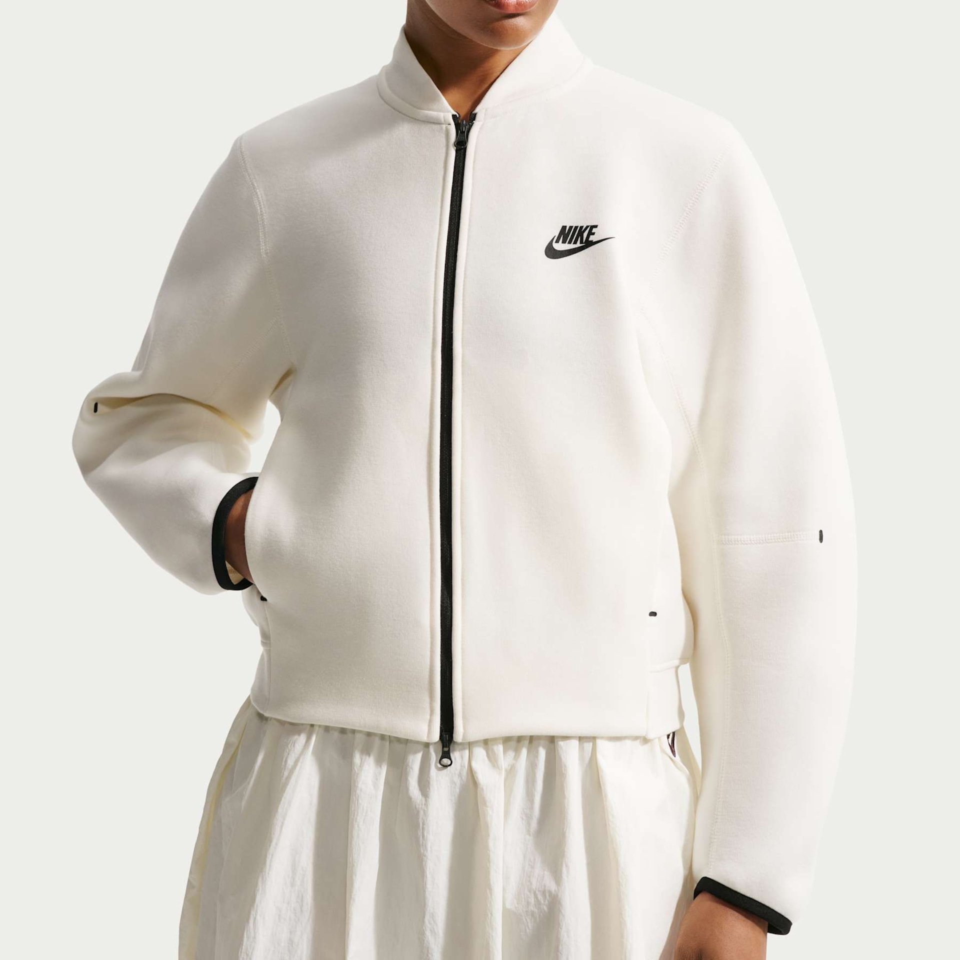 Imagem principal de Jaqueta Nike Sportswear Tech Fleece Feminina