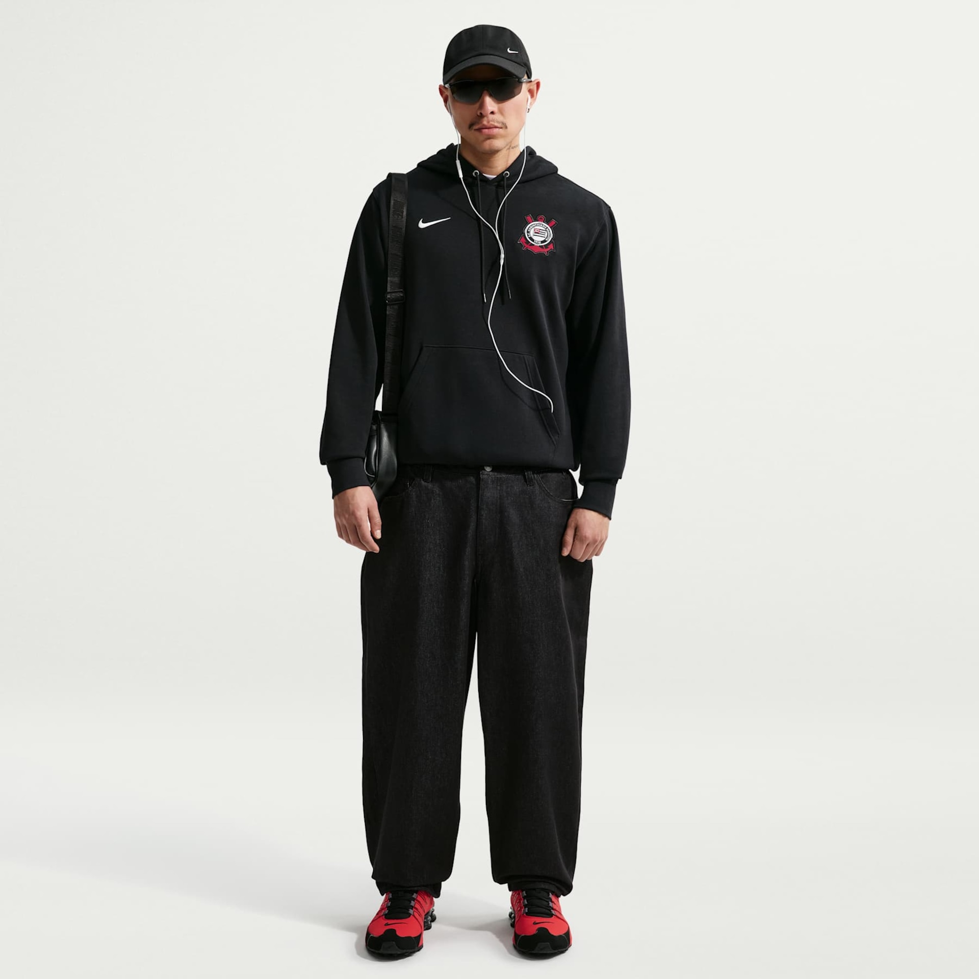 Blusão Corinthians Nike Sportswear Club Masculino - Foto 4
