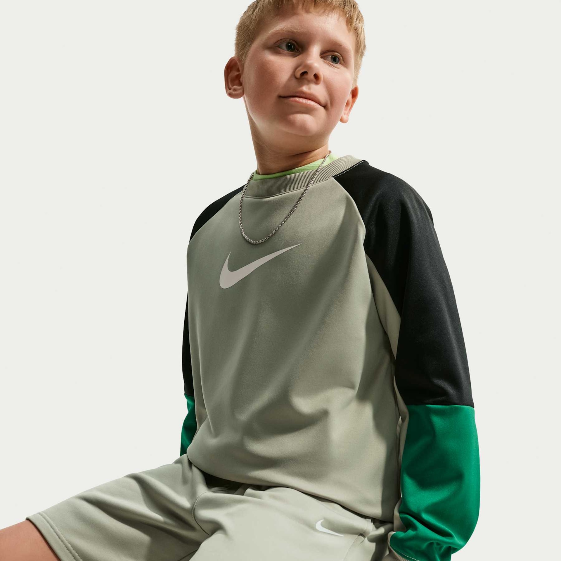 Conjunto Nike Sportswear Crew Infantil - Foto 6