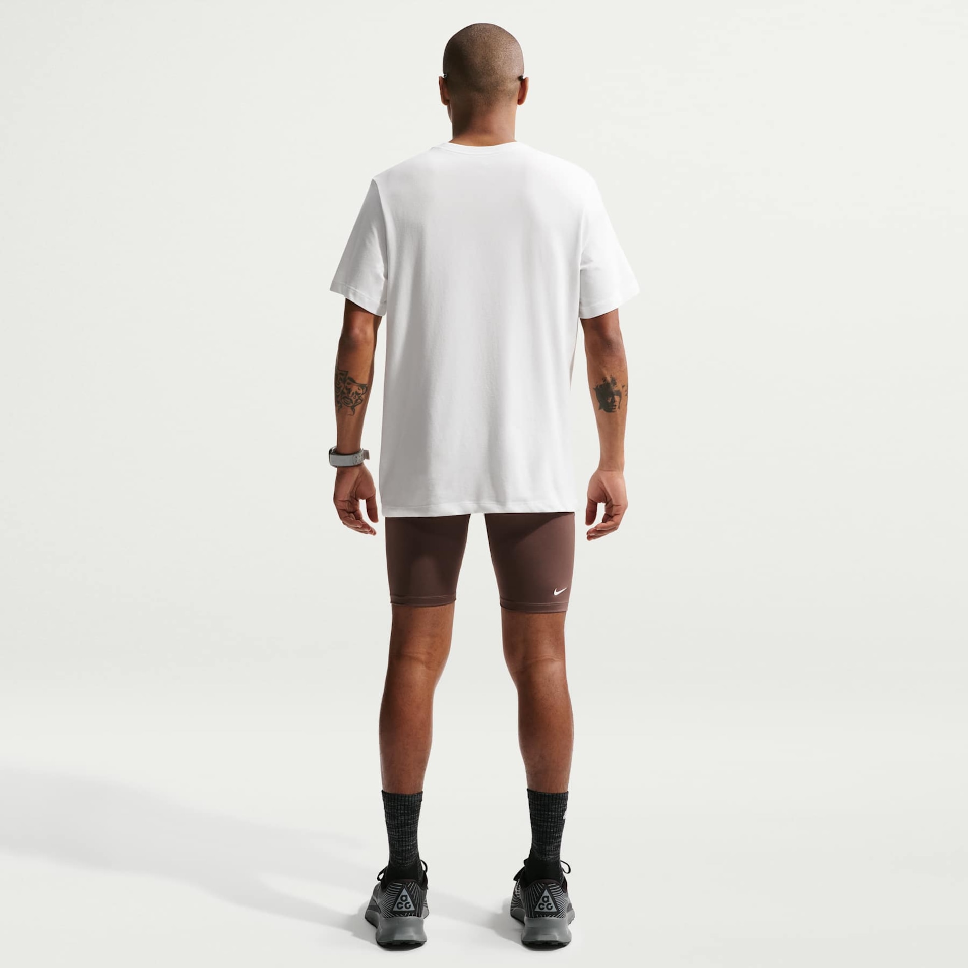 Camiseta Nike ACG Trail Masculina - Foto 5