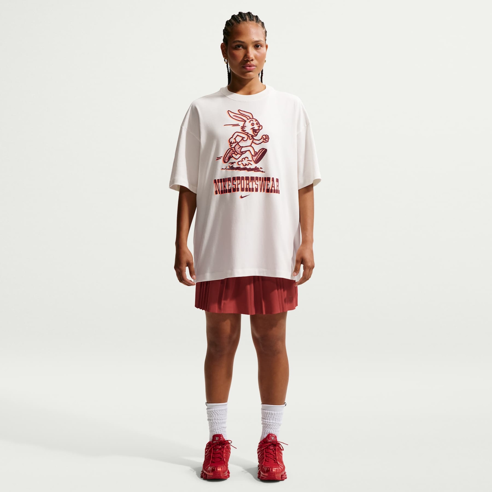 Camiseta Nike Sportswear Classic OC10 Feminina - Foto 4