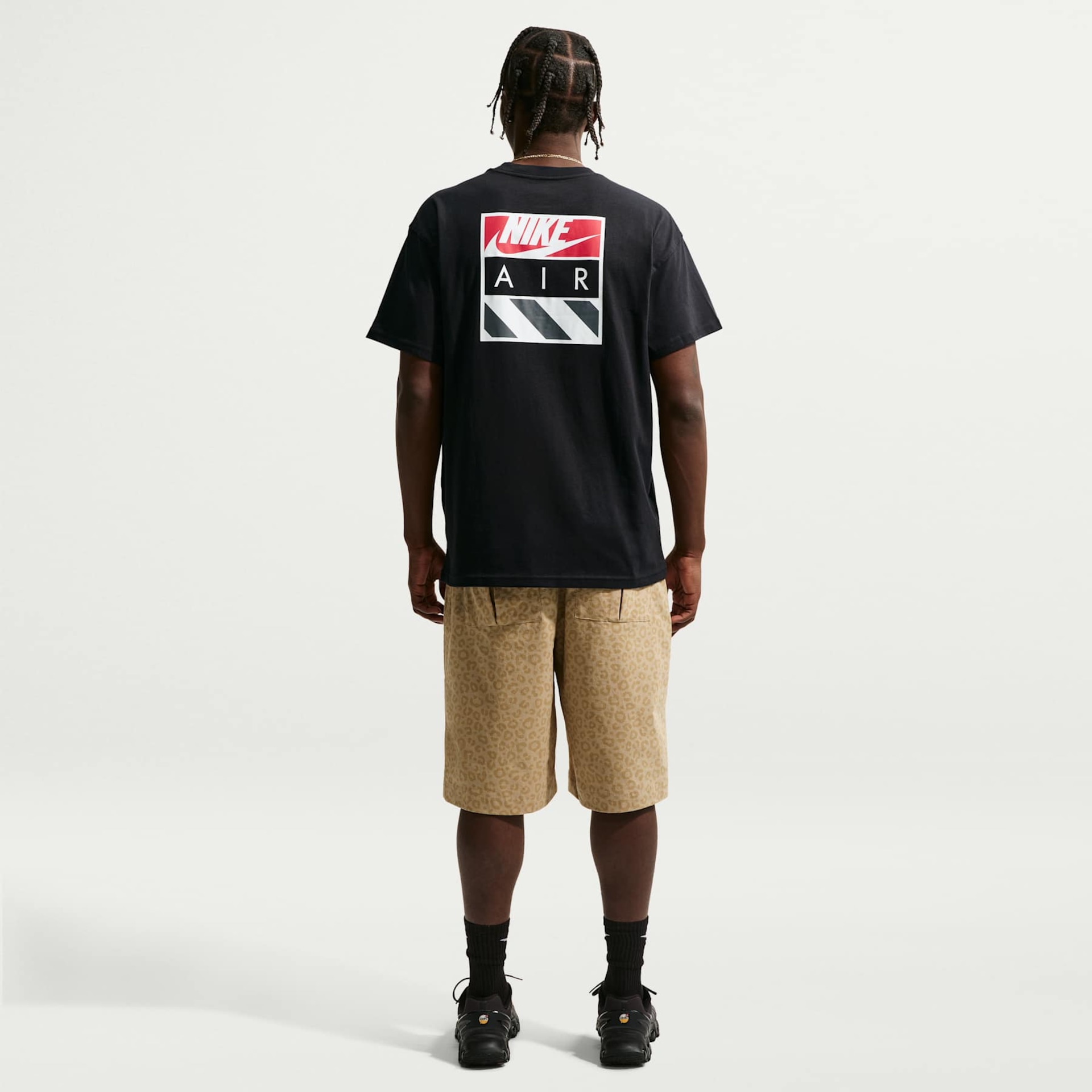Camiseta Nike Sportswear Air Box Unissex - Foto 5