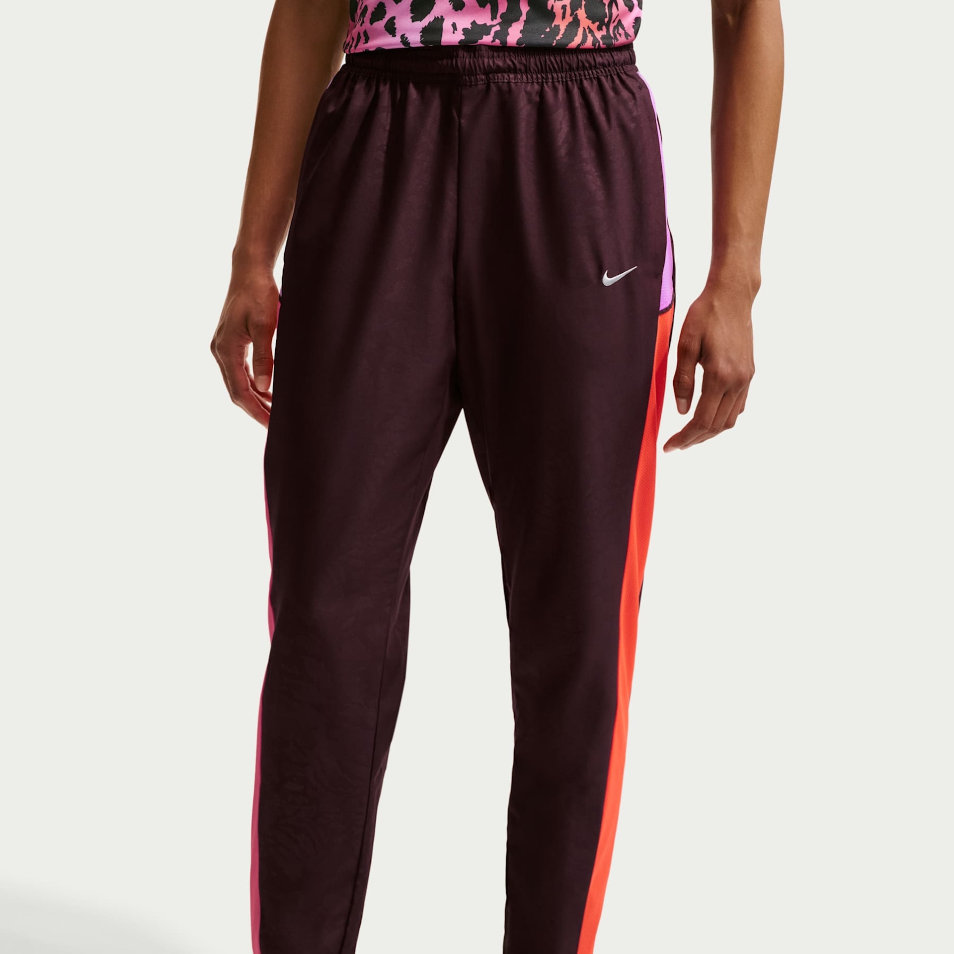 Agasalho Dri-FIT Nike Academy 25 Woven Feminino - Foto 4