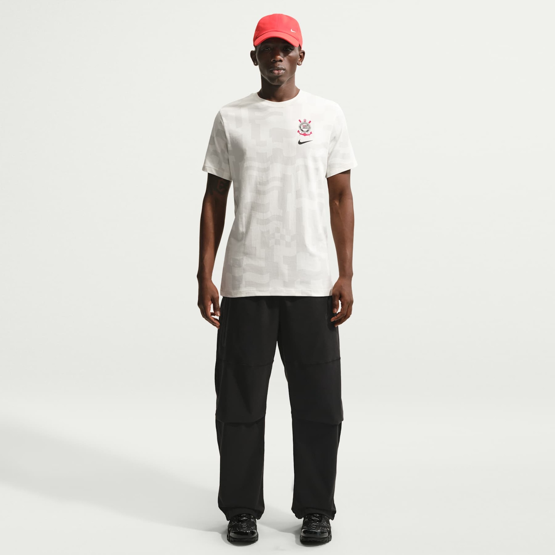 Camiseta Corinthians Nike OAP Masculina - Foto 4