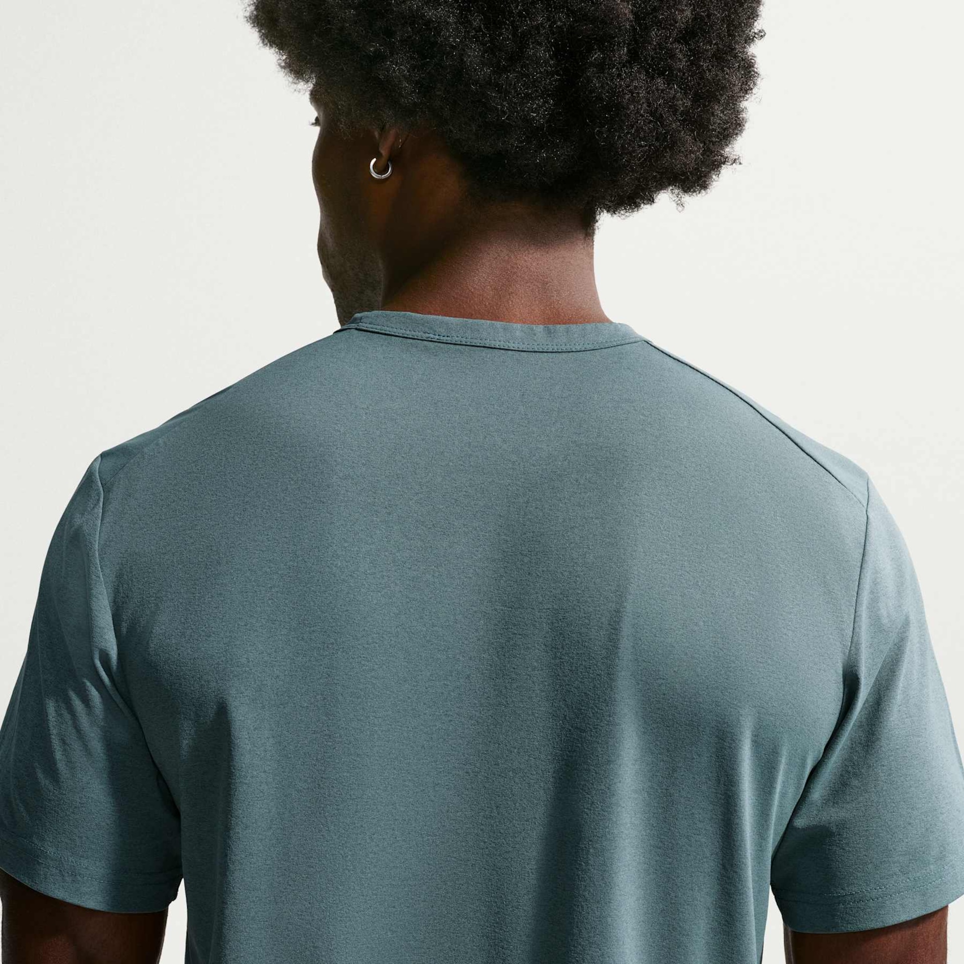 Camiseta Dri-FIT Nike Hyverse Masculina - Foto 2