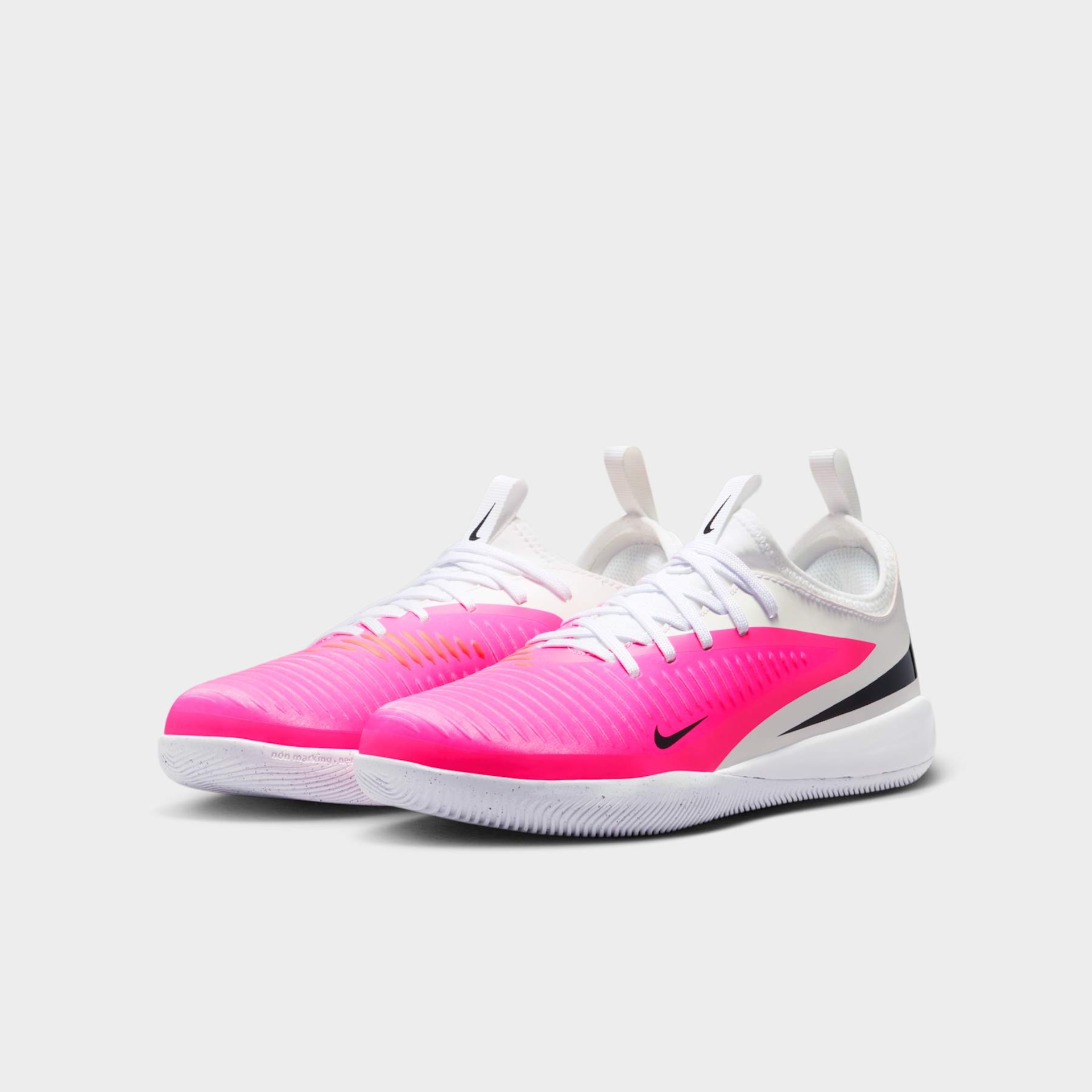 Chuteira Futsal Nike Phantom 6 Academy Low Infantil - Foto 5