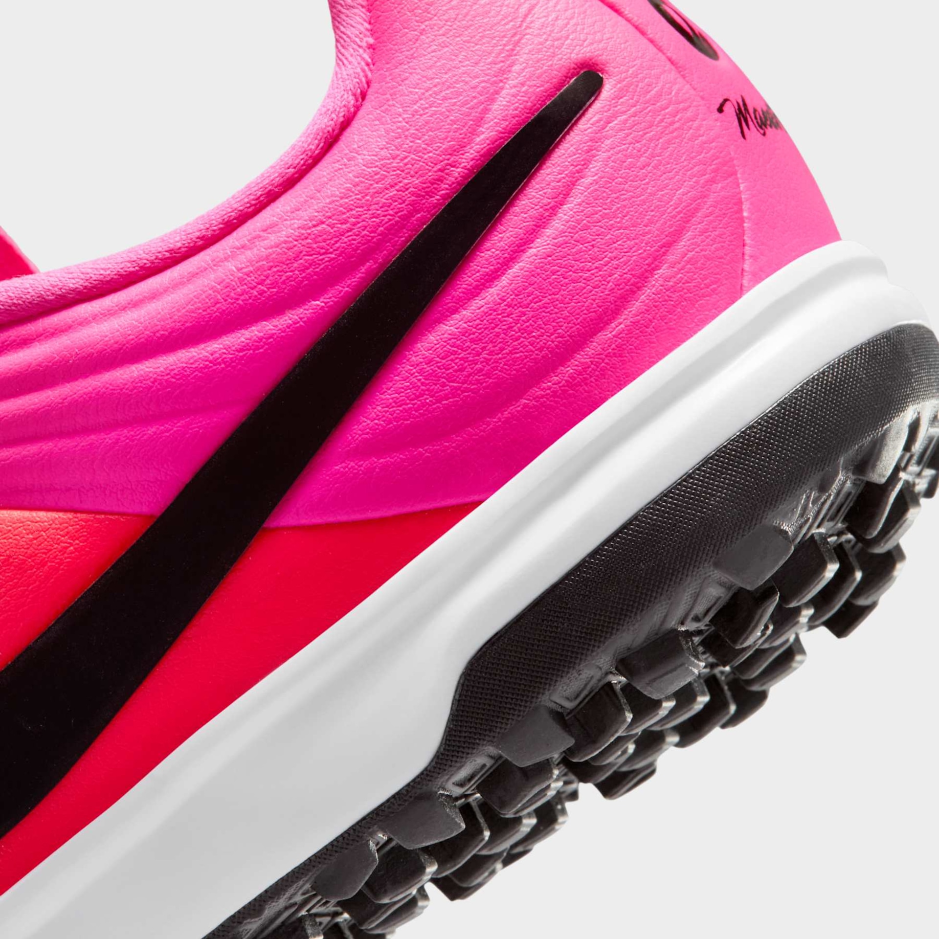 Chuteira Society Nike Tiempo Maestro Academy Infantil - Foto 8