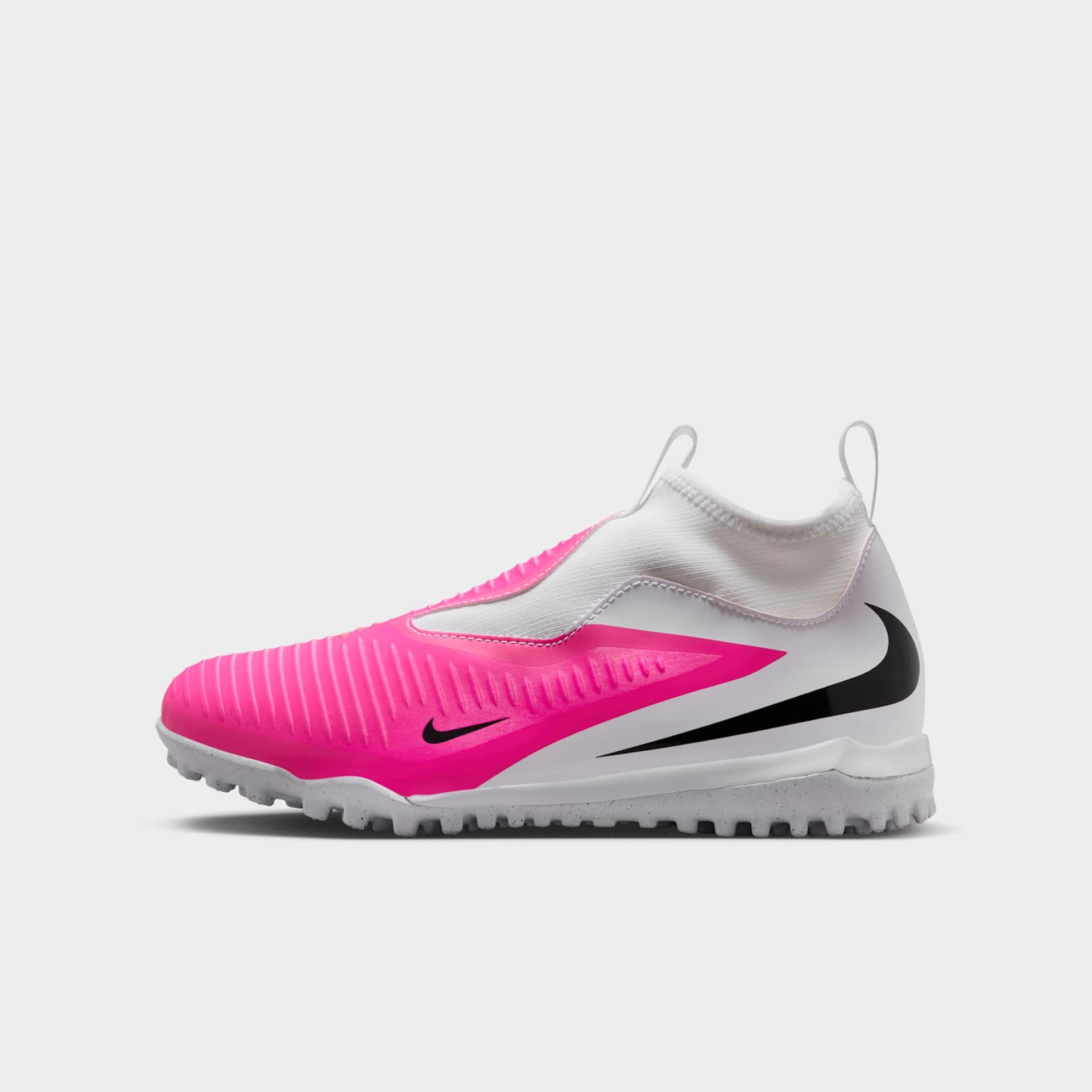 Imagem principal de Chuteira Society Nike Phantom 6 Academy High Infantil