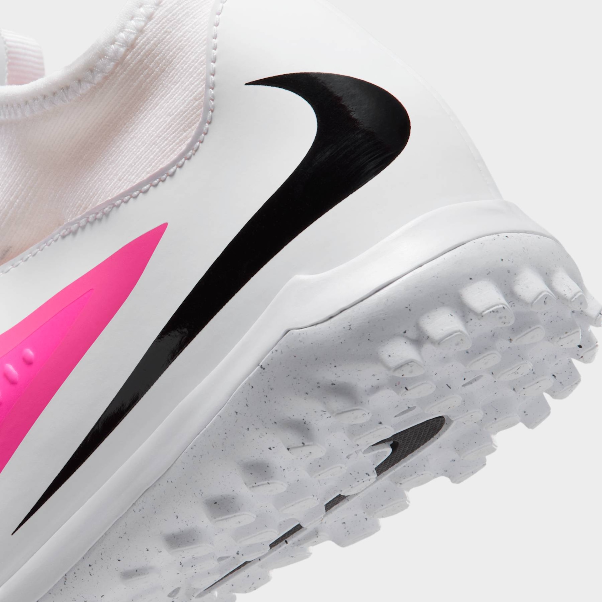 Chuteira Society Nike Phantom 6 Academy High Infantil - Foto 8