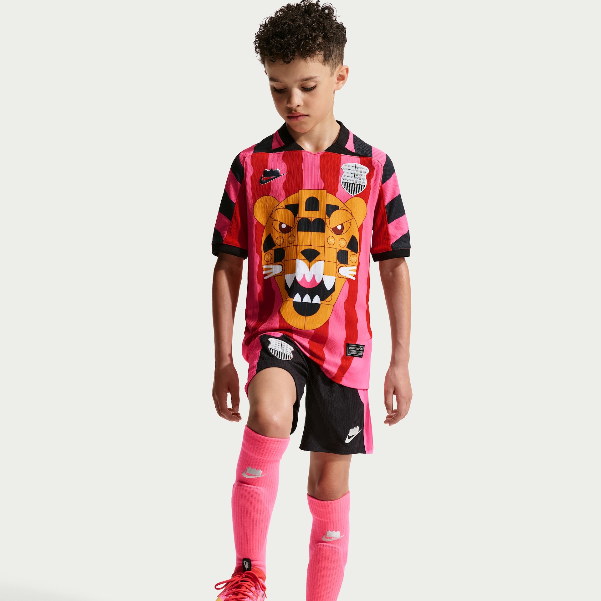 Camisa Nike x LEGO® Collection Aerofit Infantil - Foto 3