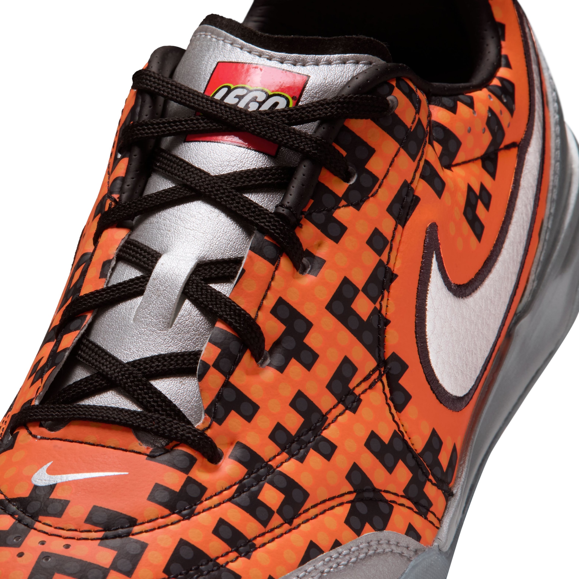 Chuteira Futsal Nike Tiempo Street Gato Nike x LEGO® Collection Infantil - Foto 9