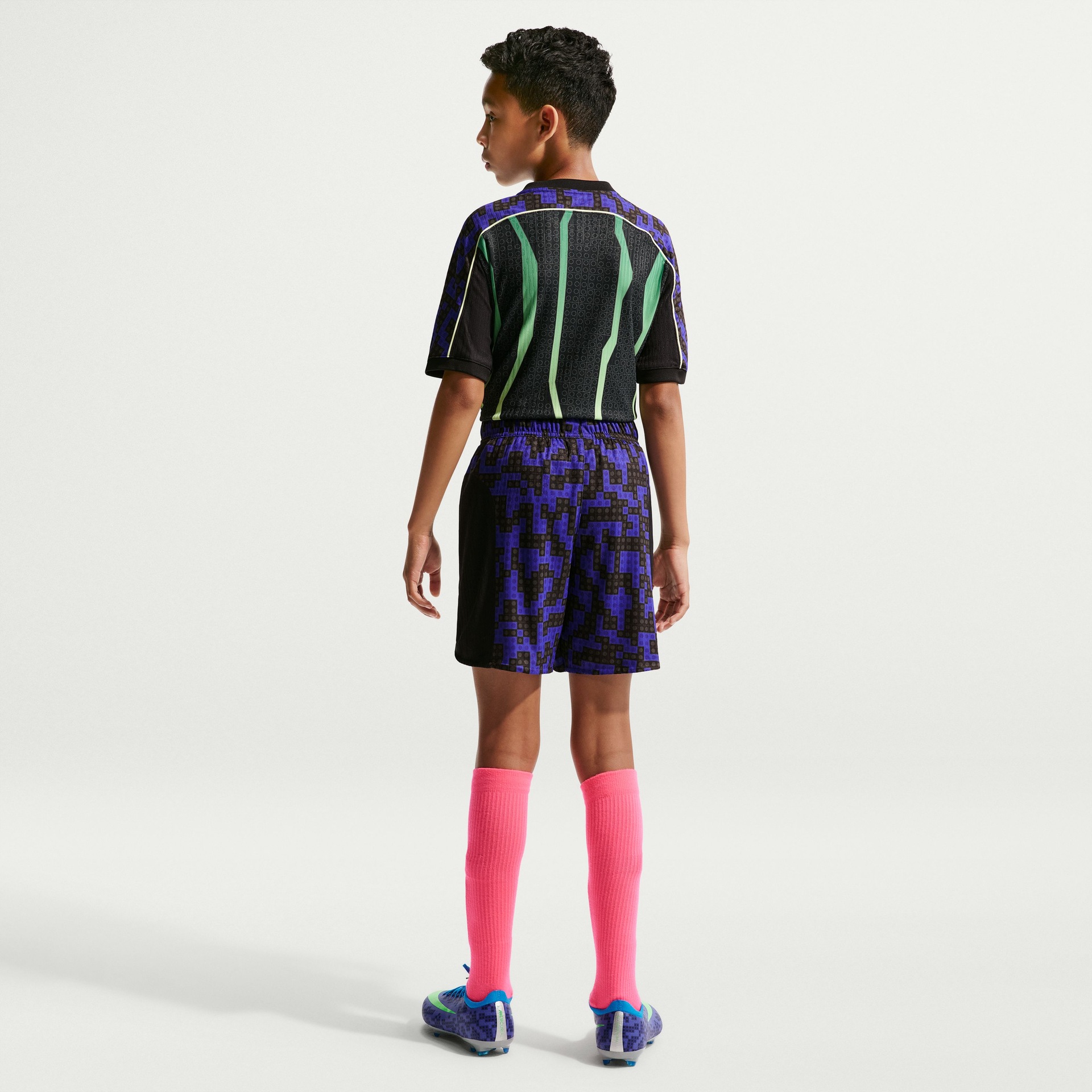Shorts Camiseta Nike x LEGO® Collection Aerofit Infantil - Foto 7